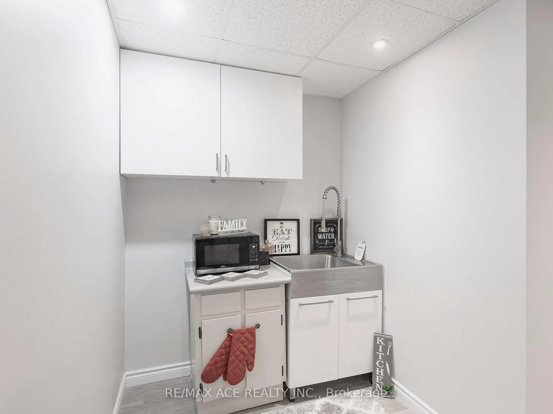 Photo 41 of 35 Stagemaster Crescent, Clarington, Courtice — HOMEH