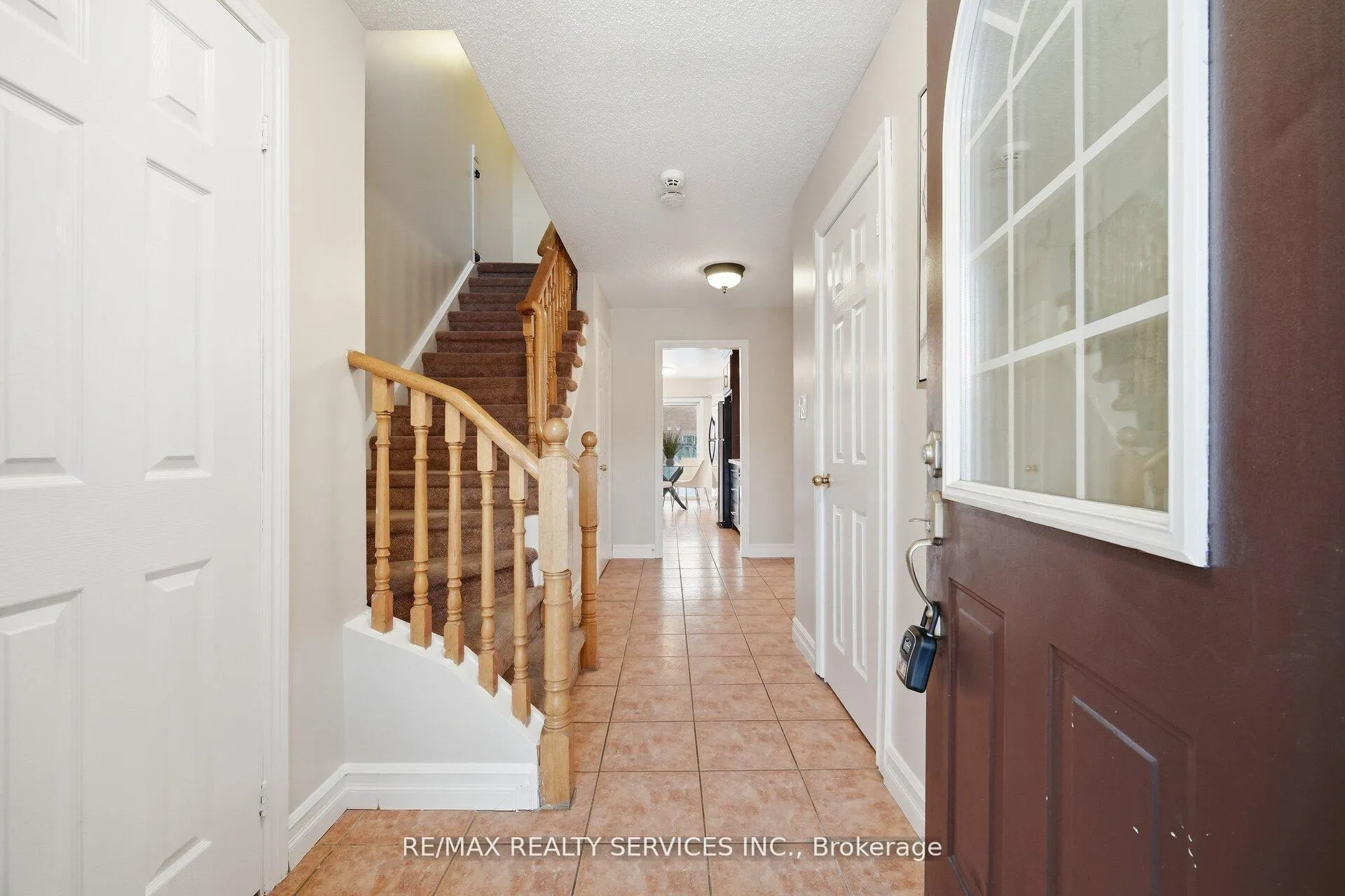 Photo 4 of 47 Twin Pines Crescent, Brampton, Northwest Sandalwood Parkway — HOMEH