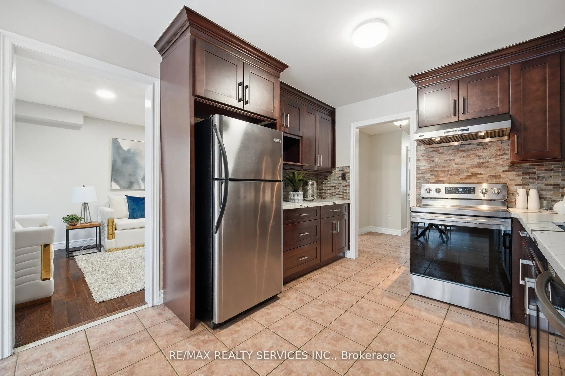 Photo 19 of 47 Twin Pines Crescent, Brampton, Northwest Sandalwood Parkway — HOMEH