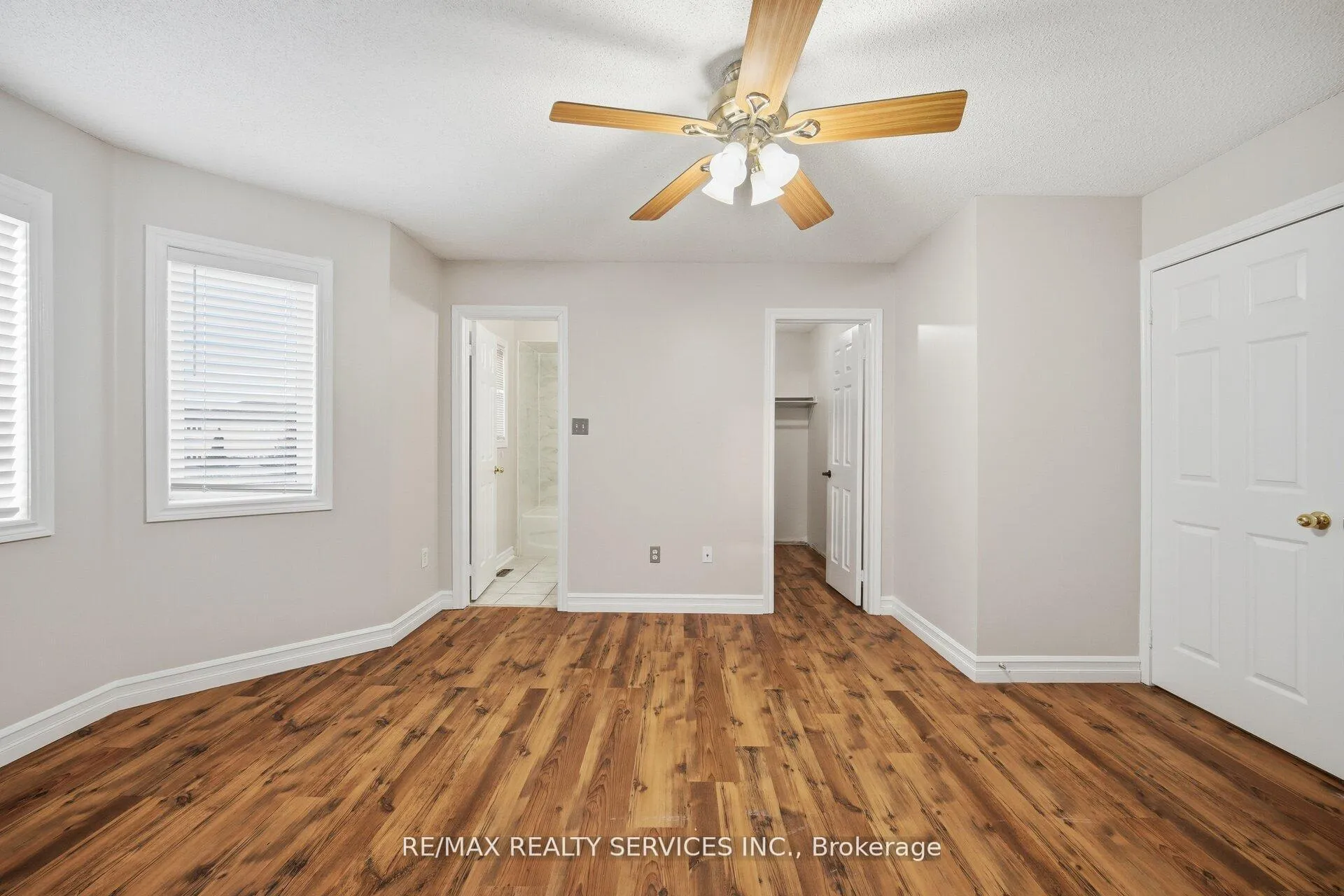 Photo 28 of 47 Twin Pines Crescent, Brampton, Northwest Sandalwood Parkway — HOMEH
