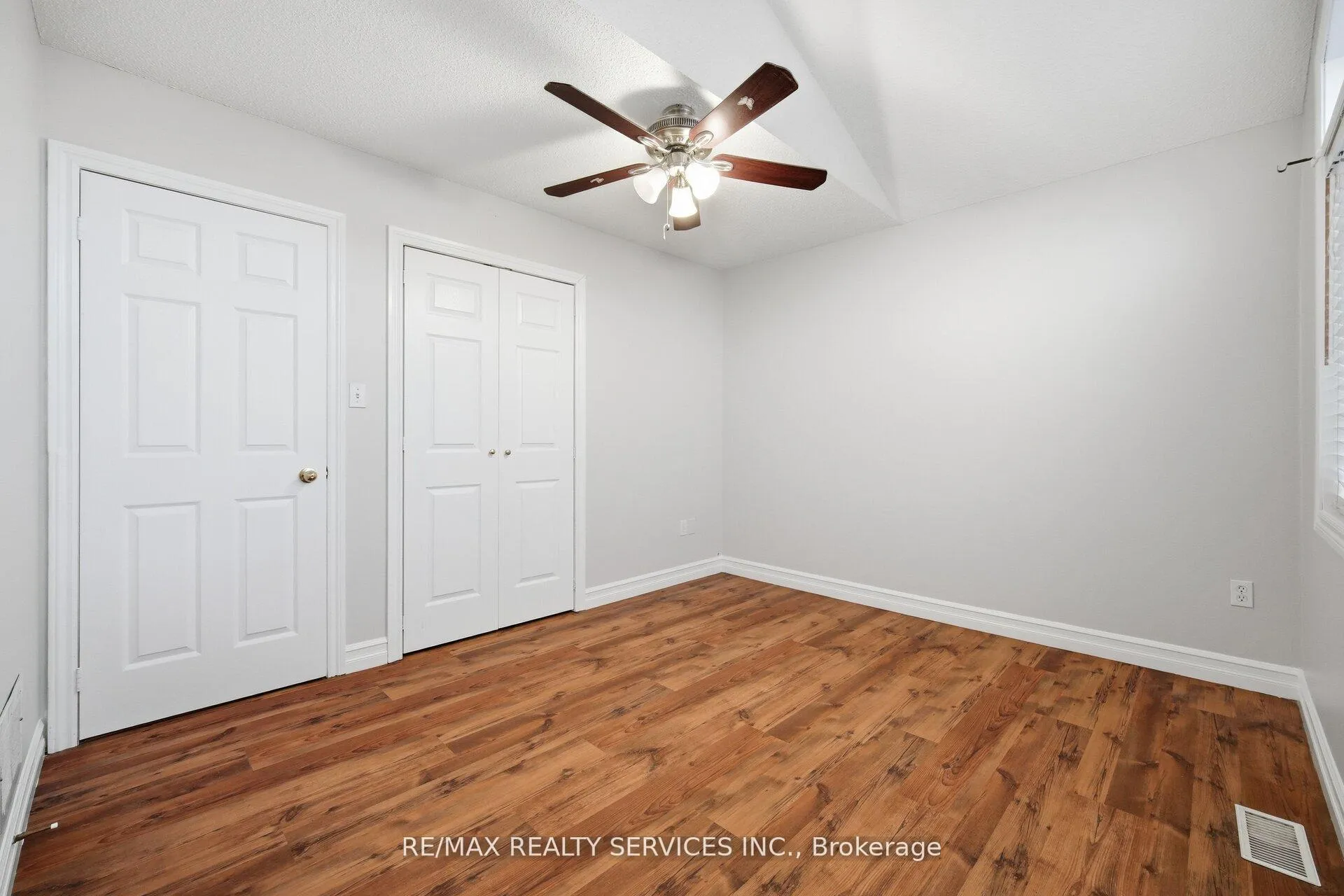 Photo 32 of 47 Twin Pines Crescent, Brampton, Northwest Sandalwood Parkway — HOMEH