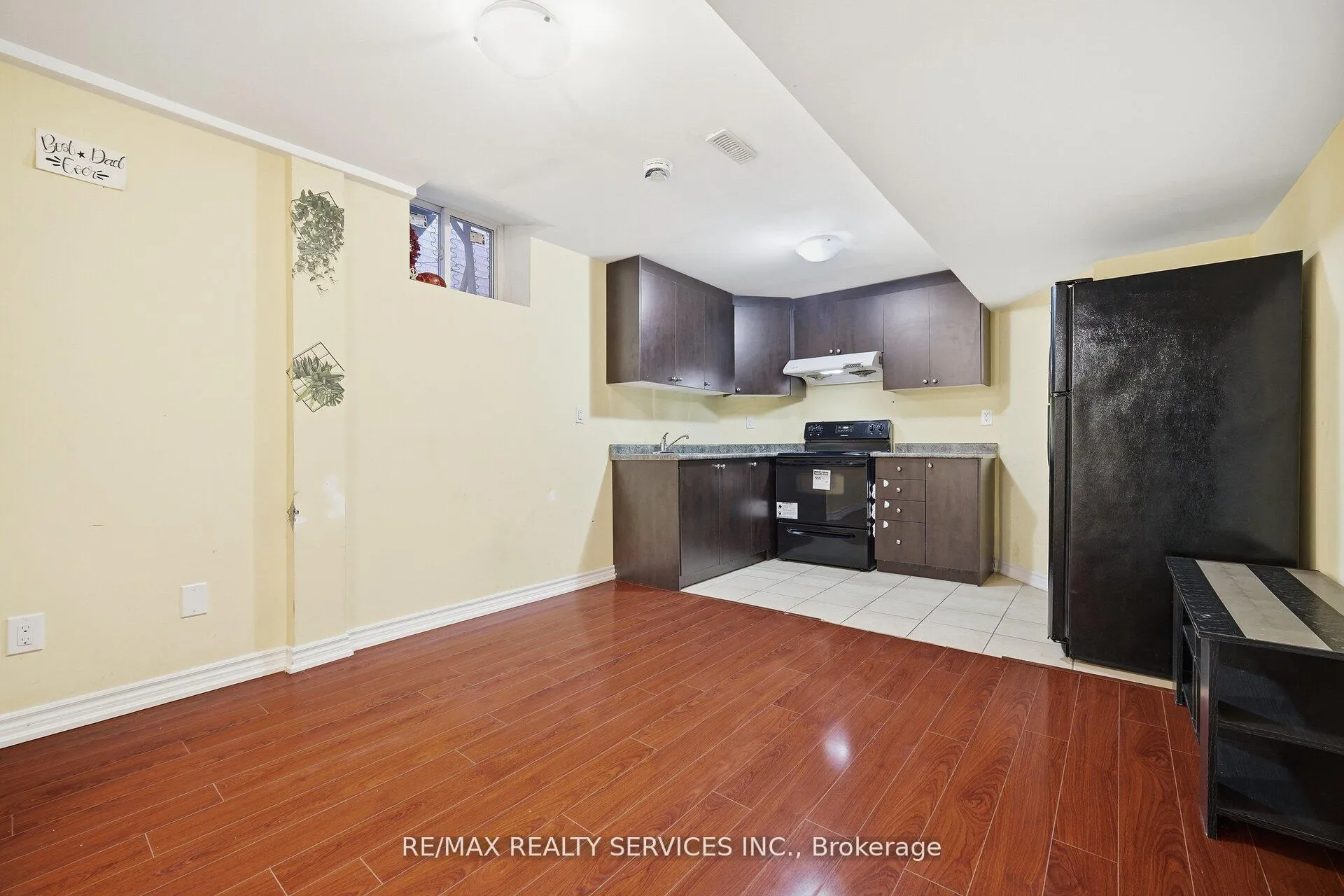 Photo 44 of 47 Twin Pines Crescent, Brampton, Northwest Sandalwood Parkway — HOMEH