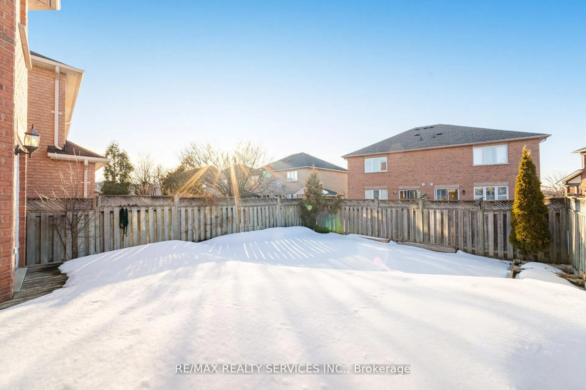 Photo 50 of 47 Twin Pines Crescent, Brampton, Northwest Sandalwood Parkway — HOMEH