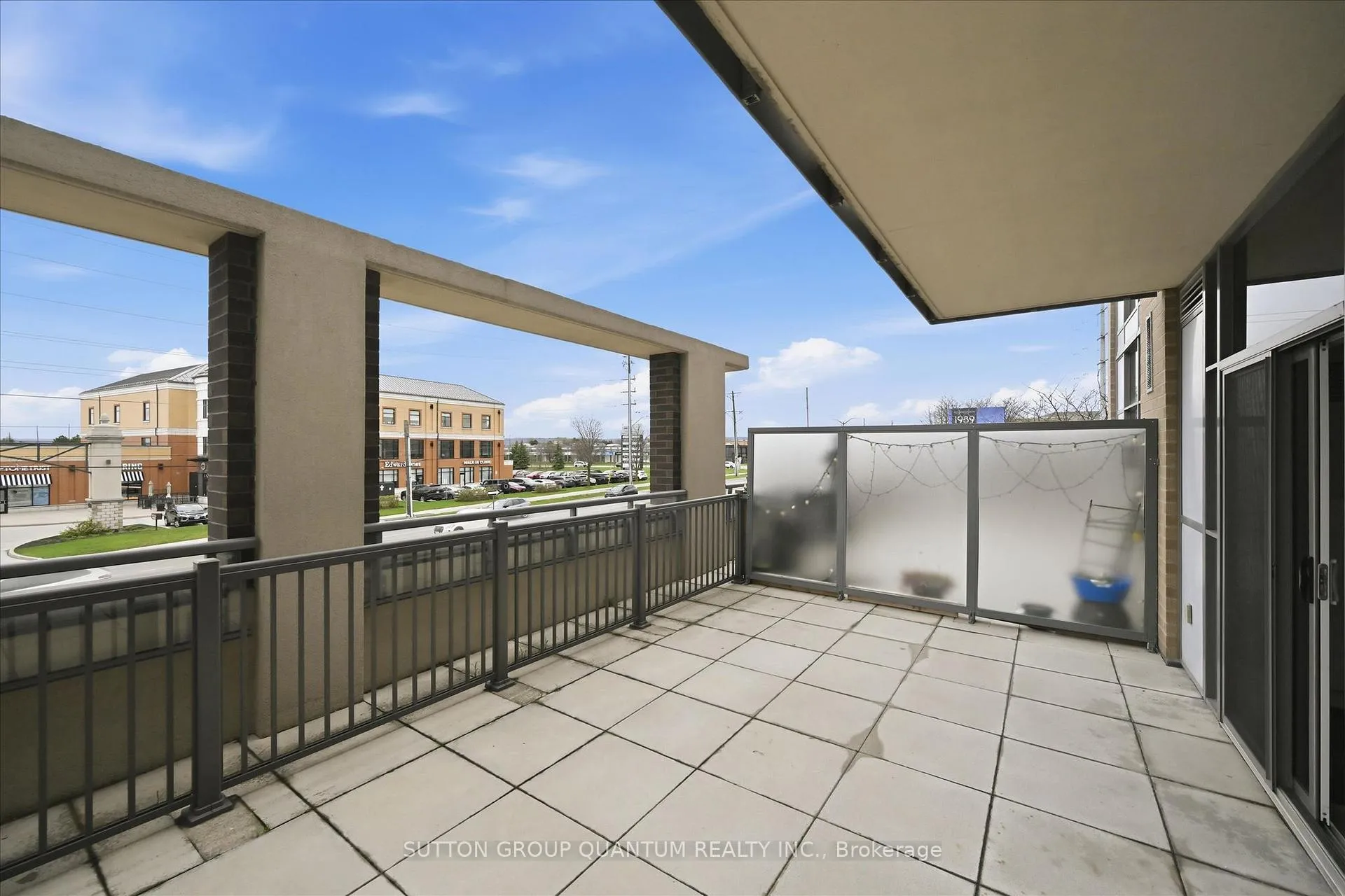 Photo 18 of Unit 219, 1940 Ironstone Drive, Burlington, Uptown — HOMEH