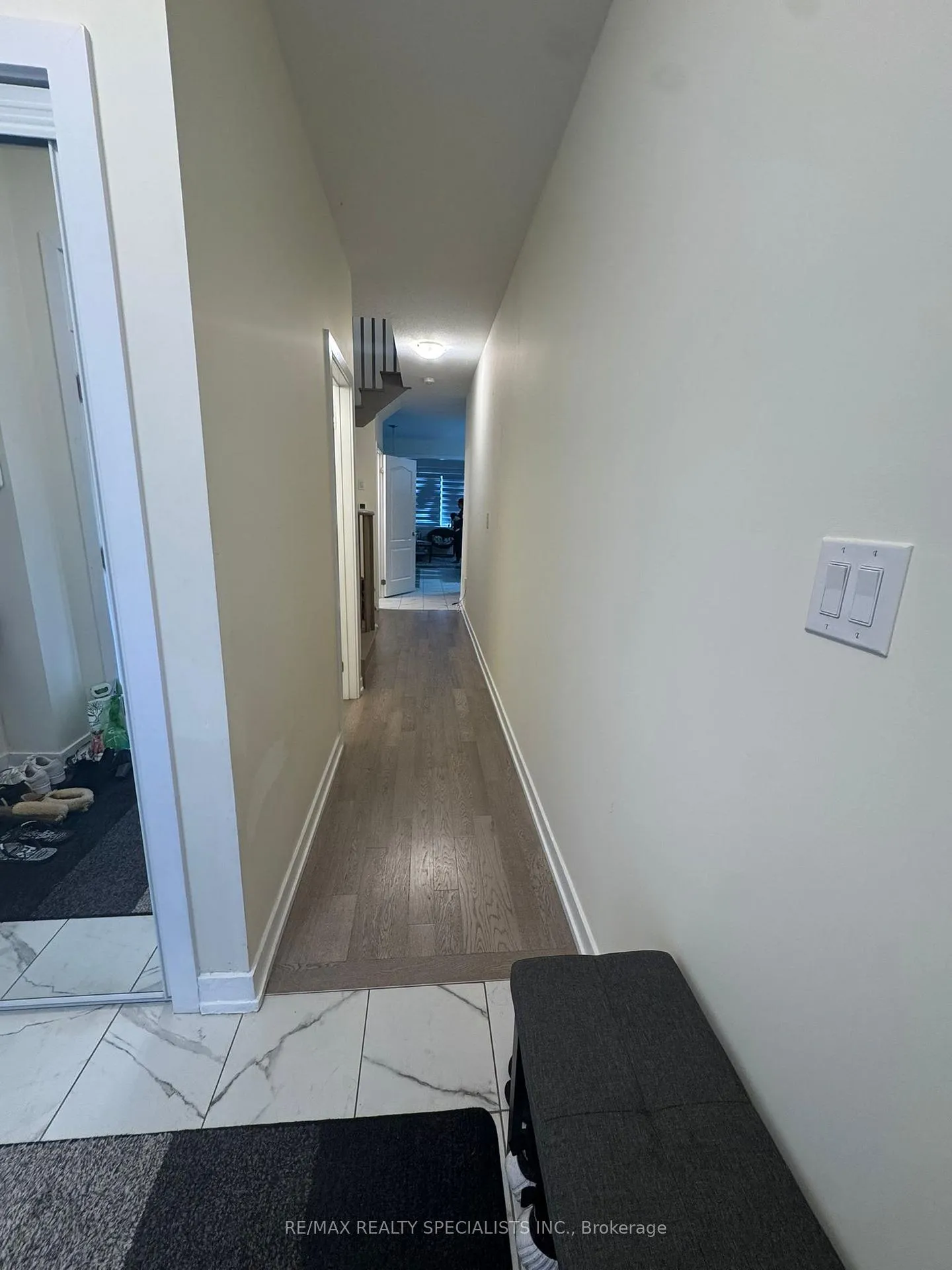 Photo 4 of 19 Sundin Drive, Haldimand — HOMEH