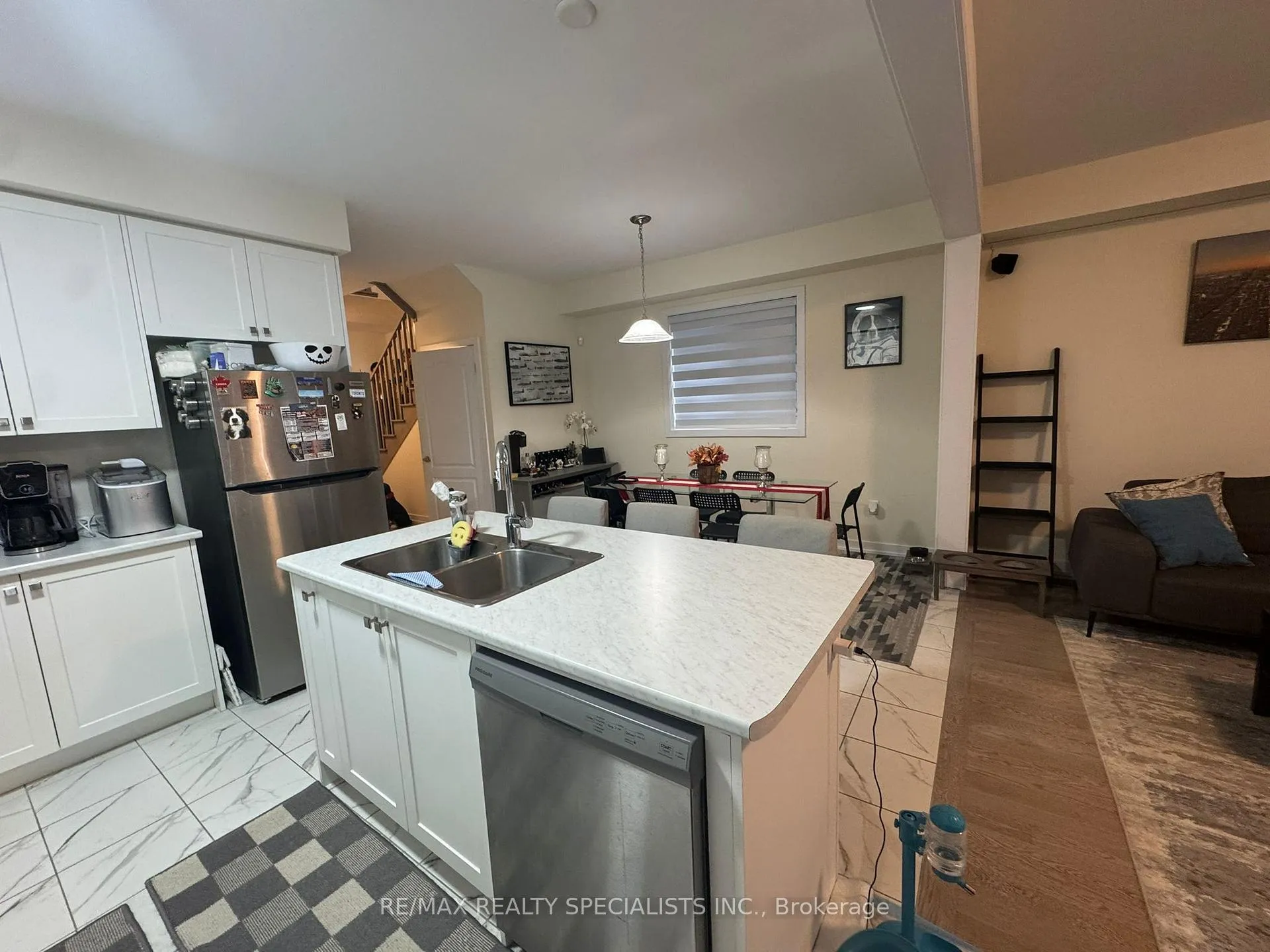 Photo 9 of 19 Sundin Drive, Haldimand — HOMEH