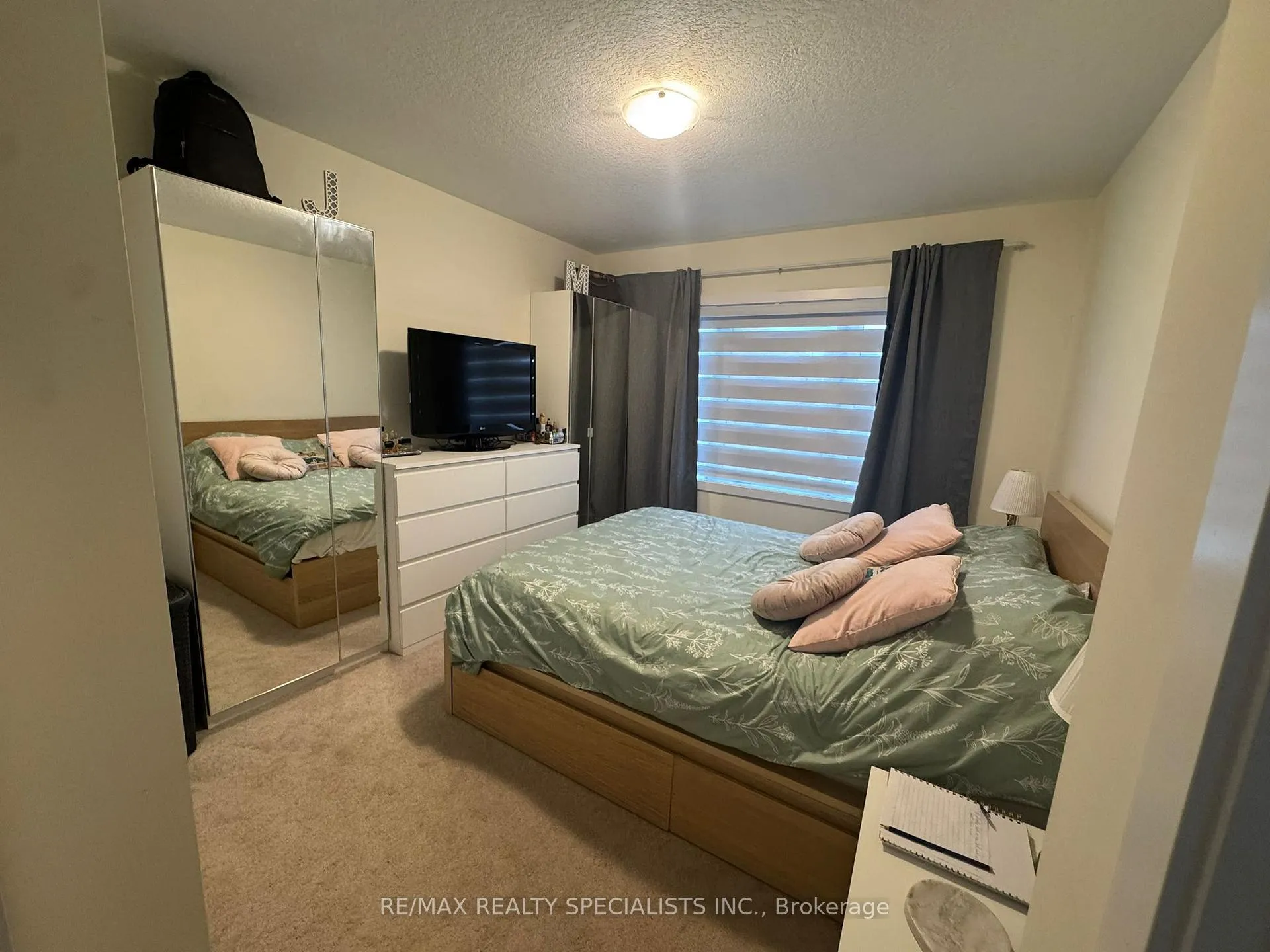 Photo 14 of 19 Sundin Drive, Haldimand — HOMEH