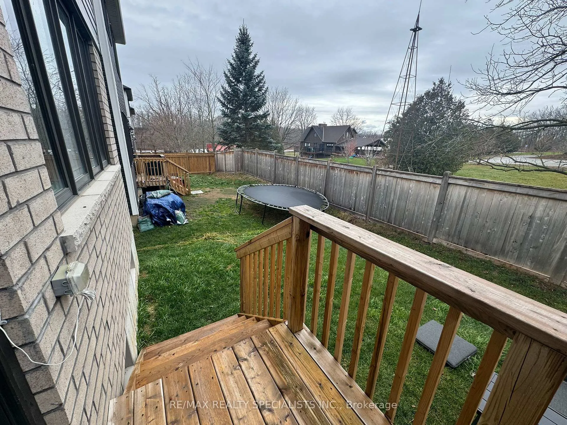 Photo 29 of 19 Sundin Drive, Haldimand — HOMEH