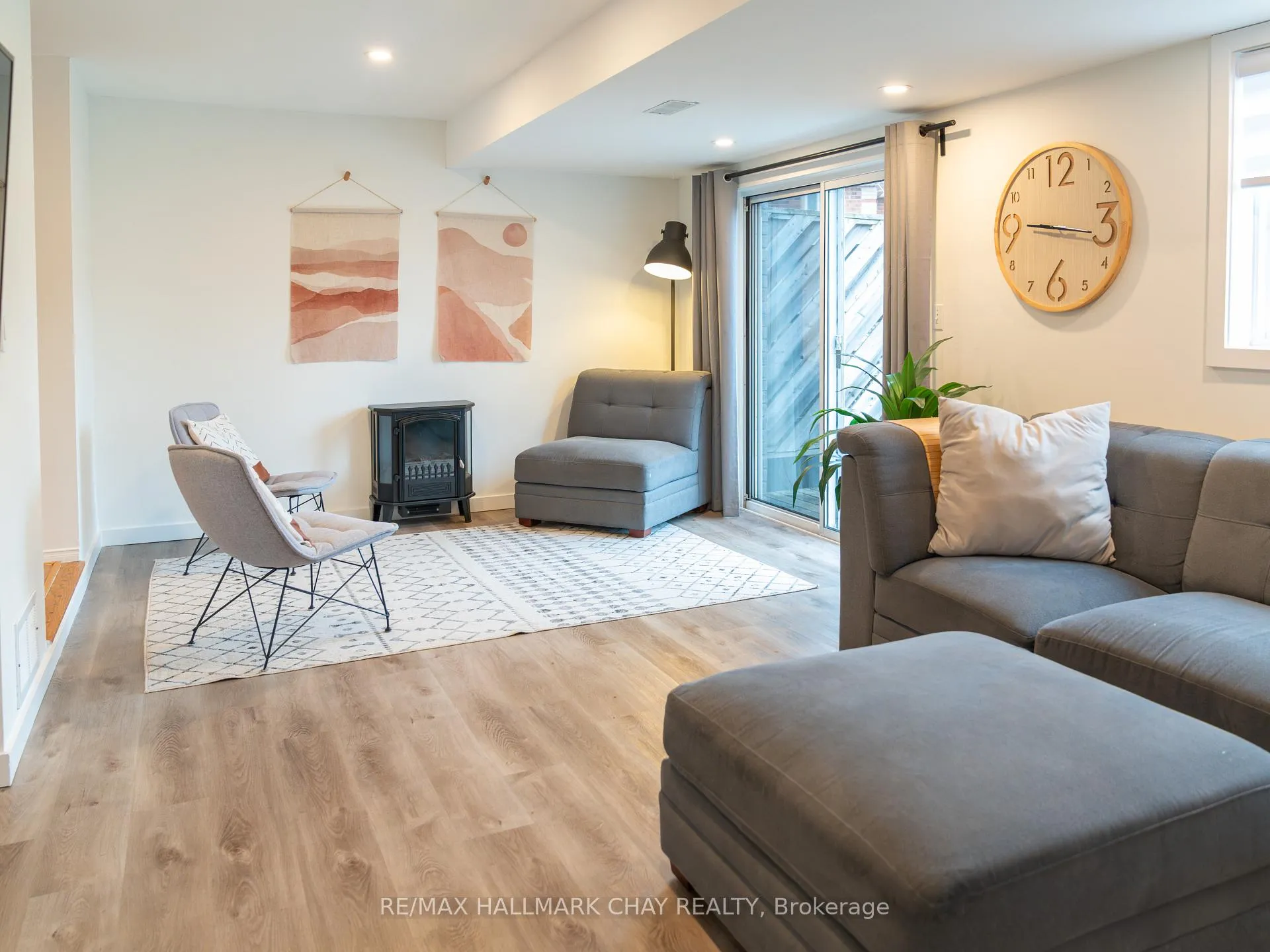 Photo 15 of 163 Columbia Road, Barrie, Holly — HOMEH