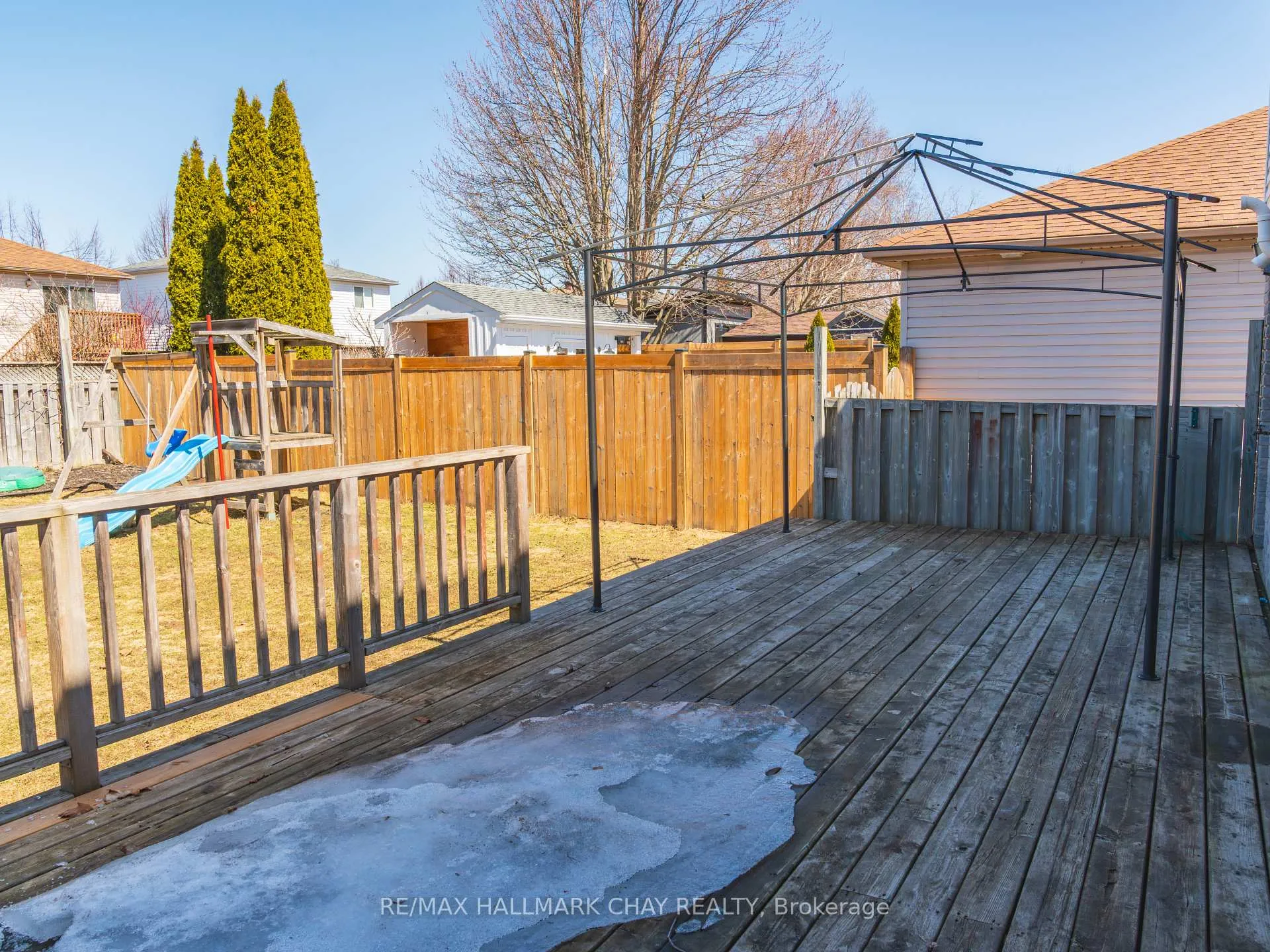 Photo 30 of 163 Columbia Road, Barrie, Holly — HOMEH
