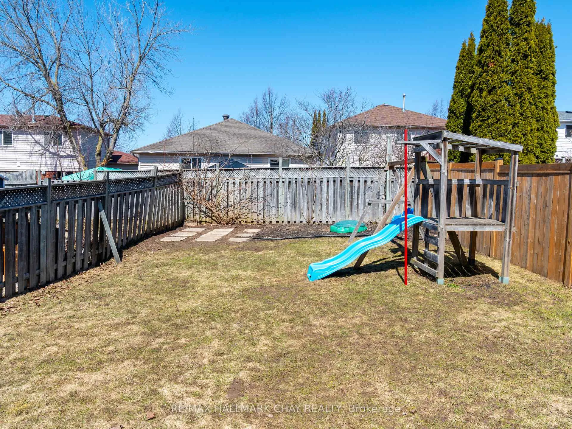 Photo 32 of 163 Columbia Road, Barrie, Holly — HOMEH