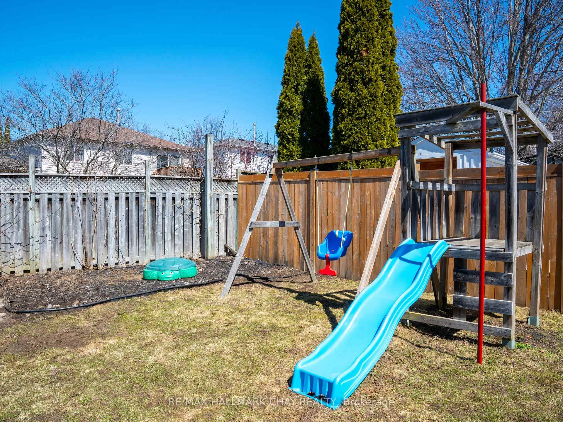 Photo 33 of 163 Columbia Road, Barrie, Holly — HOMEH