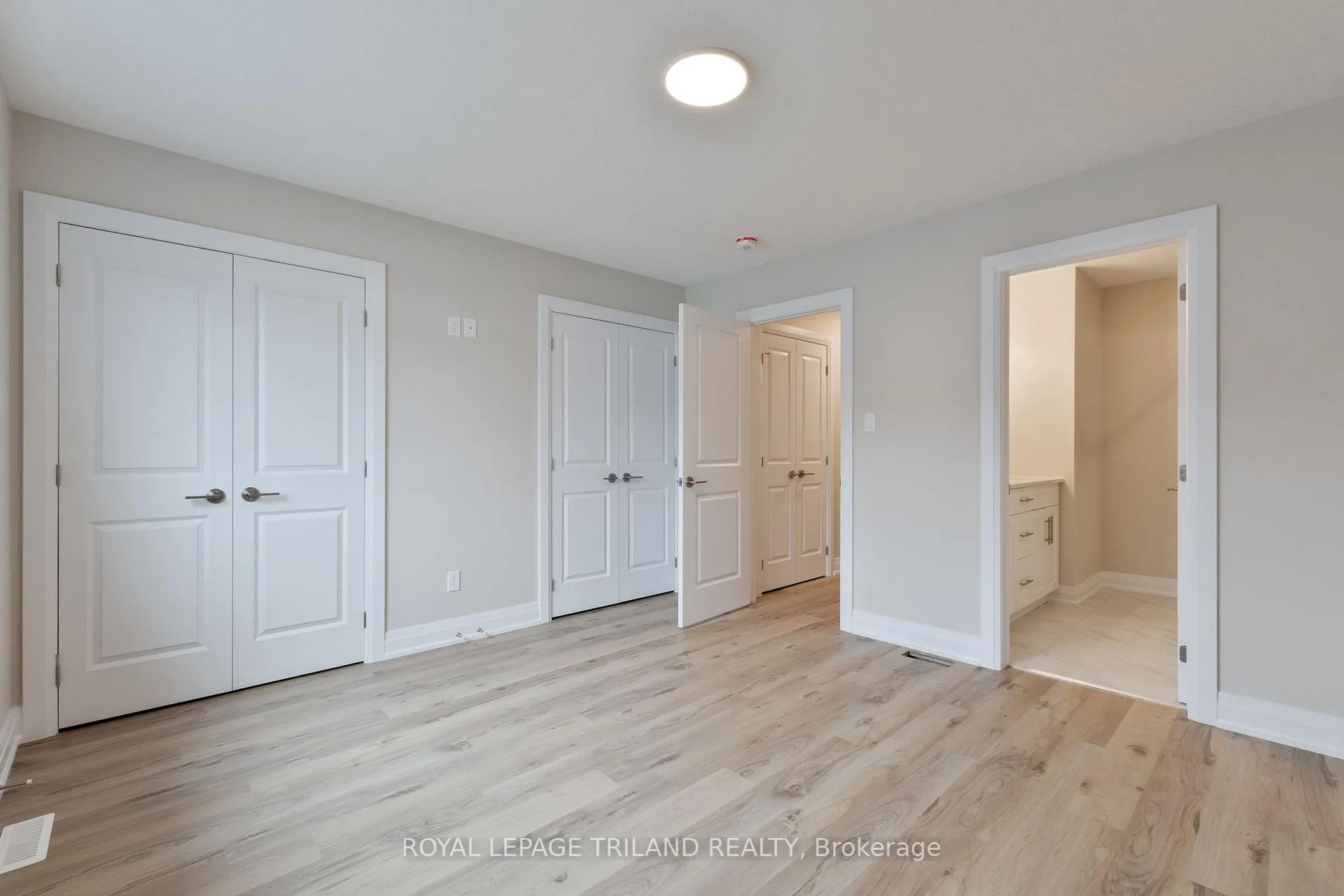 Photo 16 of 784 Banyan Lane, London, North E — HOMEH