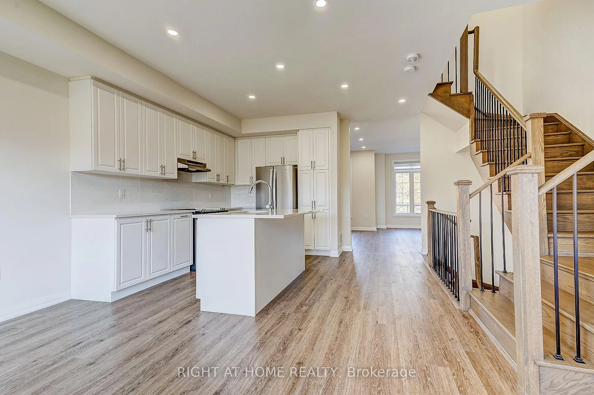 Photo 9 of 29 coote Court N, Ajax, Northwest Ajax — HOMEH