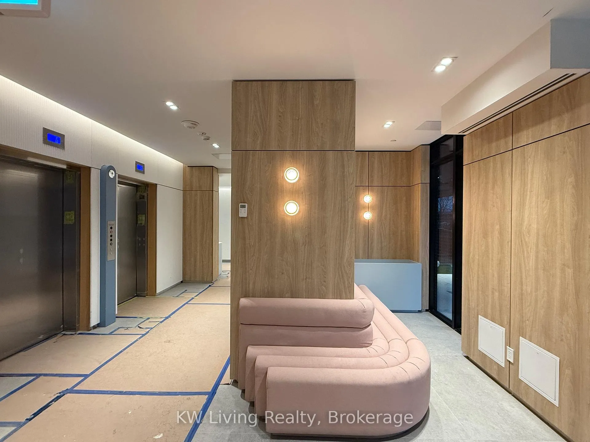 Photo 5 of Unit 605, 799 The Queensway, Etobicoke, Stonegate-Queensway — HOMEH