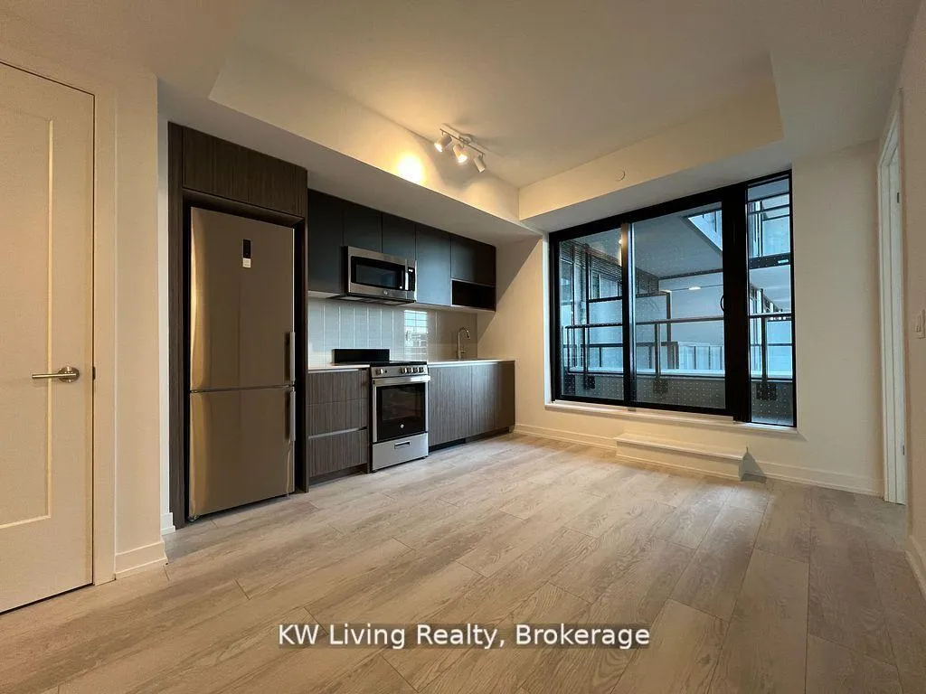 Photo 8 of Unit 605, 799 The Queensway, Etobicoke, Stonegate-Queensway — HOMEH