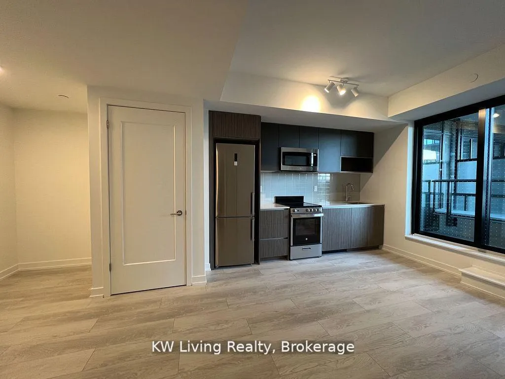 Photo 13 of Unit 605, 799 The Queensway, Etobicoke, Stonegate-Queensway — HOMEH