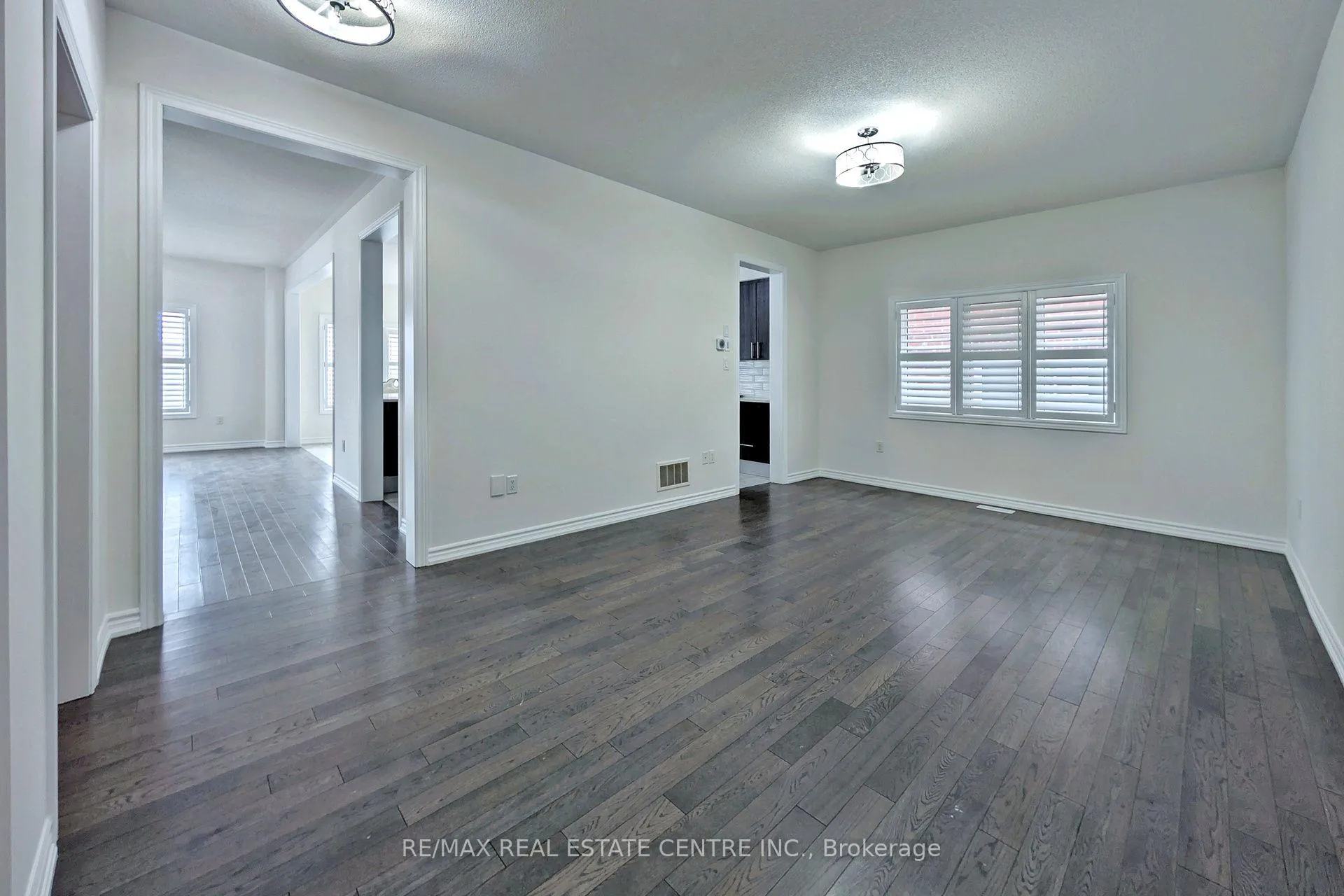 Photo 3 of 187 Lyle Drive, Clarington, Bowmanville — HOMEH