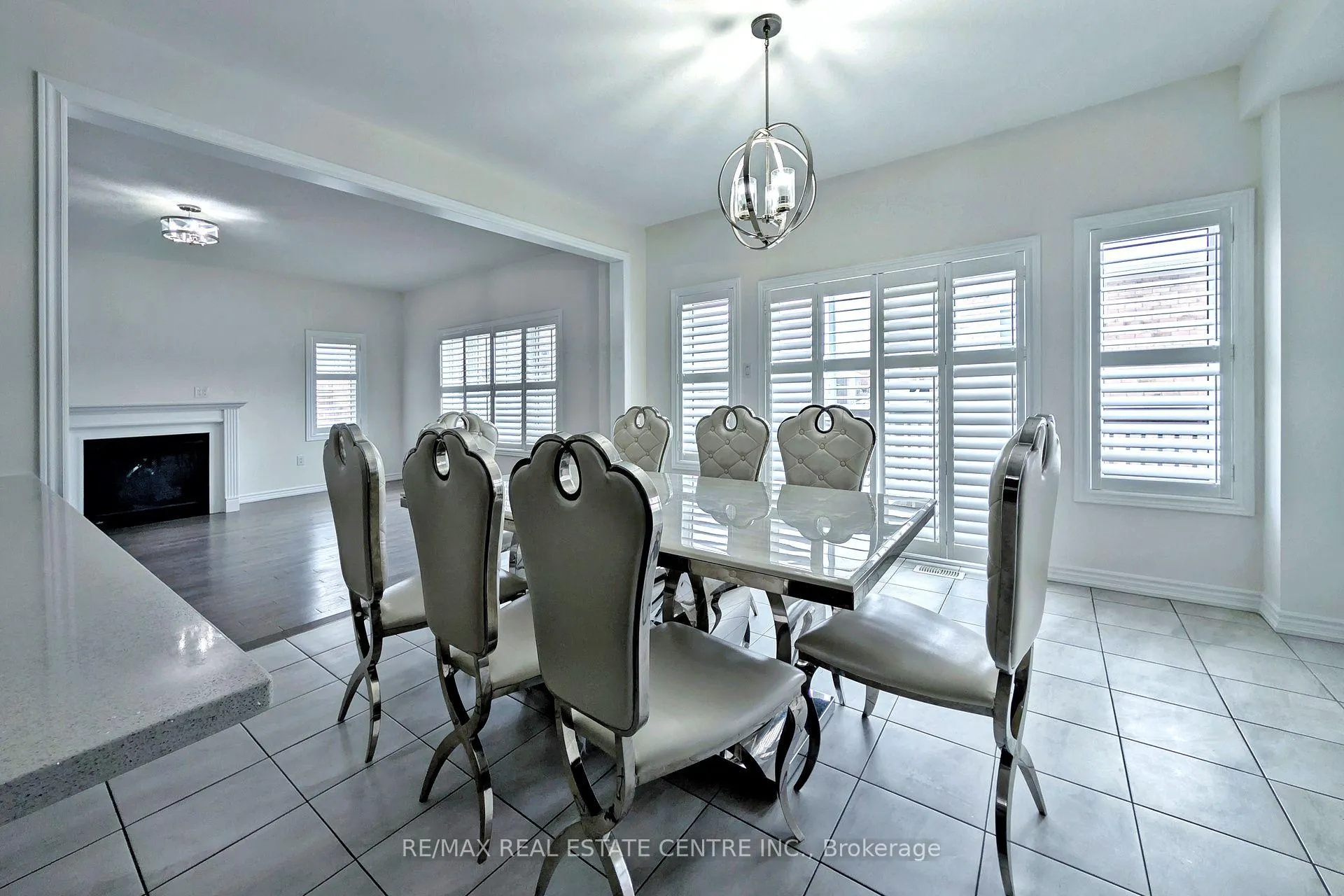 Photo 8 of 187 Lyle Drive, Clarington, Bowmanville — HOMEH