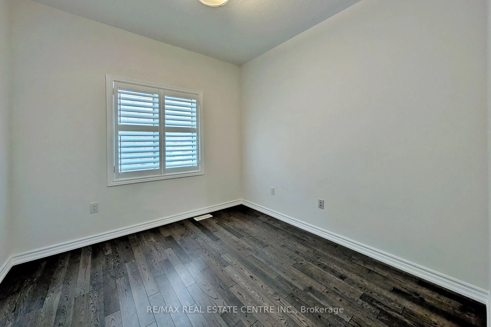 Photo 13 of 187 Lyle Drive, Clarington, Bowmanville — HOMEH