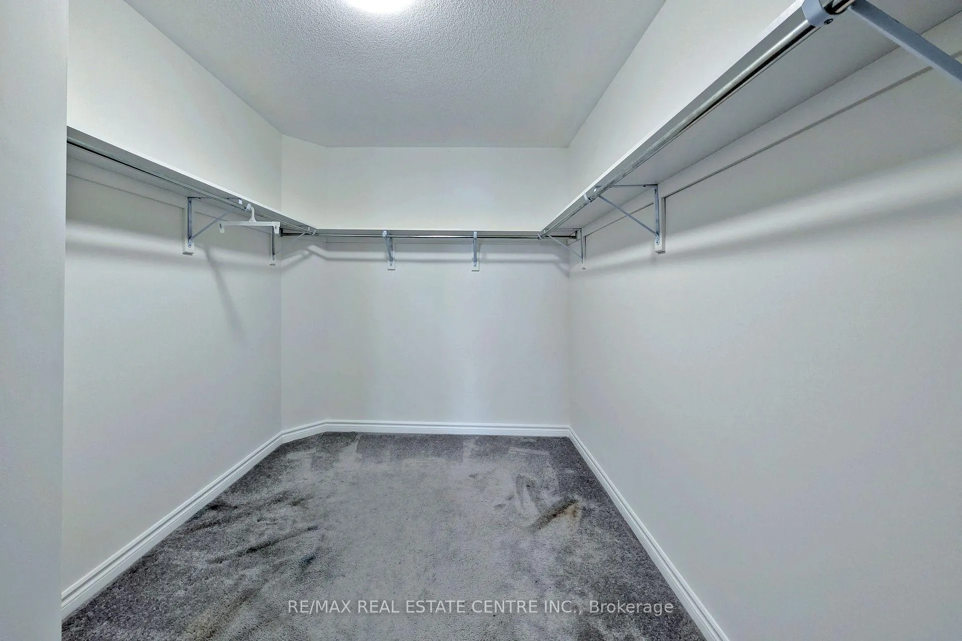 Photo 22 of 187 Lyle Drive, Clarington, Bowmanville — HOMEH
