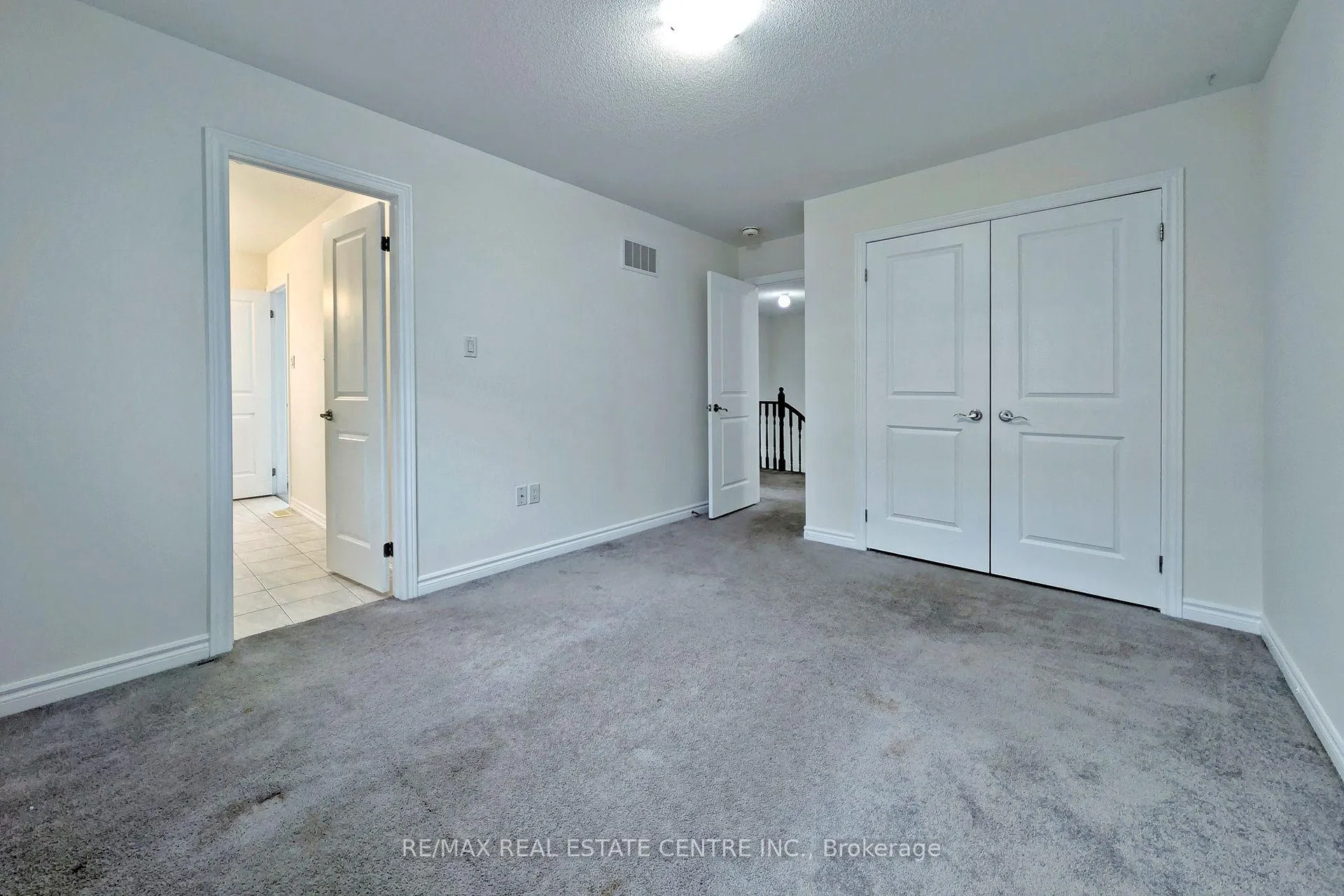 Photo 25 of 187 Lyle Drive, Clarington, Bowmanville — HOMEH