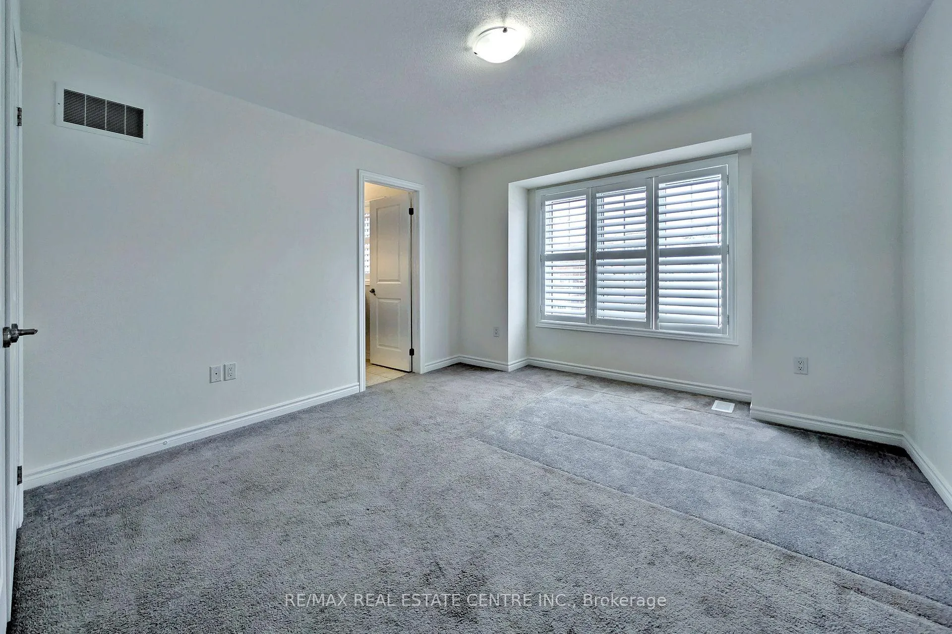 Photo 27 of 187 Lyle Drive, Clarington, Bowmanville — HOMEH