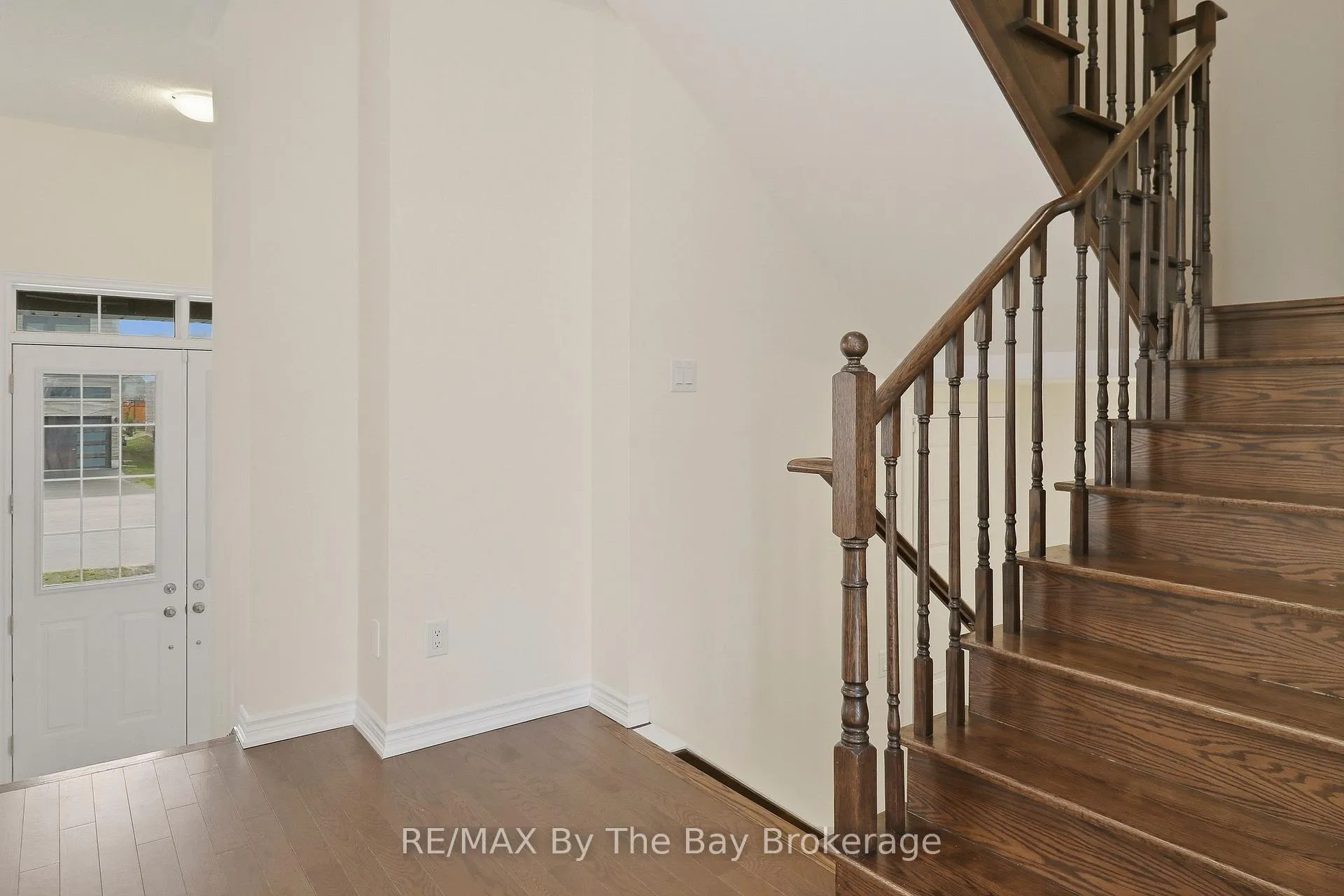 Photo 24 of 15 Beatrice Drive, Wasaga Beach — HOMEH