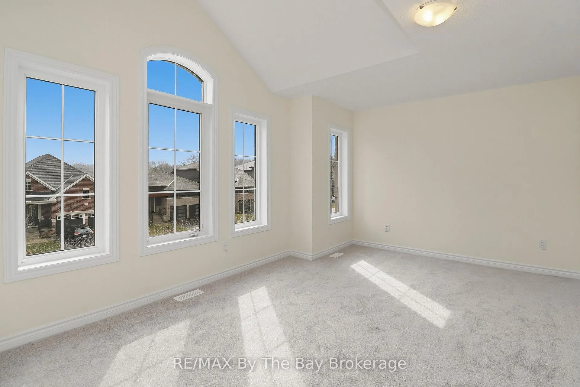 Photo 34 of 15 Beatrice Drive, Wasaga Beach — HOMEH