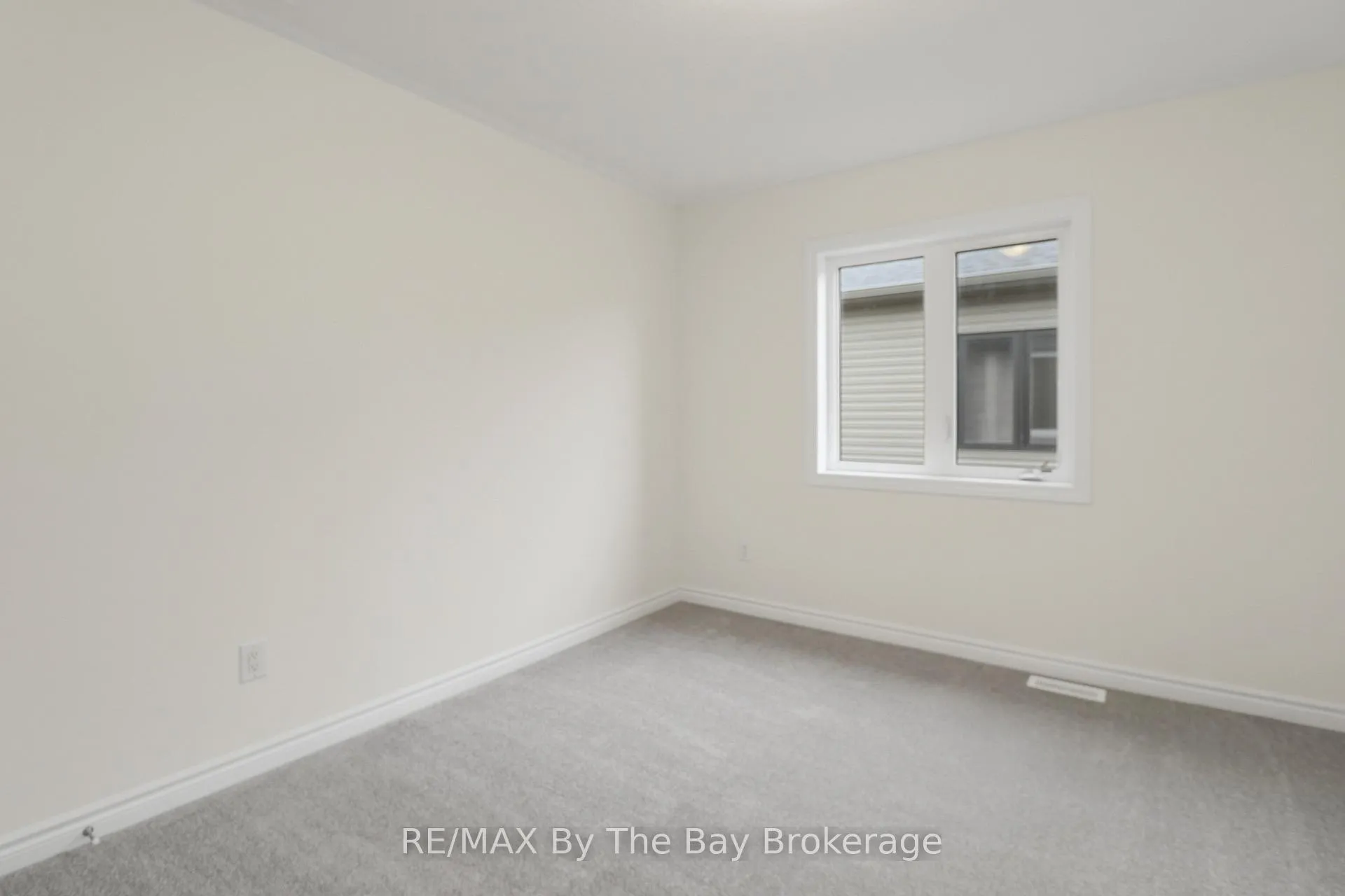 Photo 40 of 15 Beatrice Drive, Wasaga Beach — HOMEH