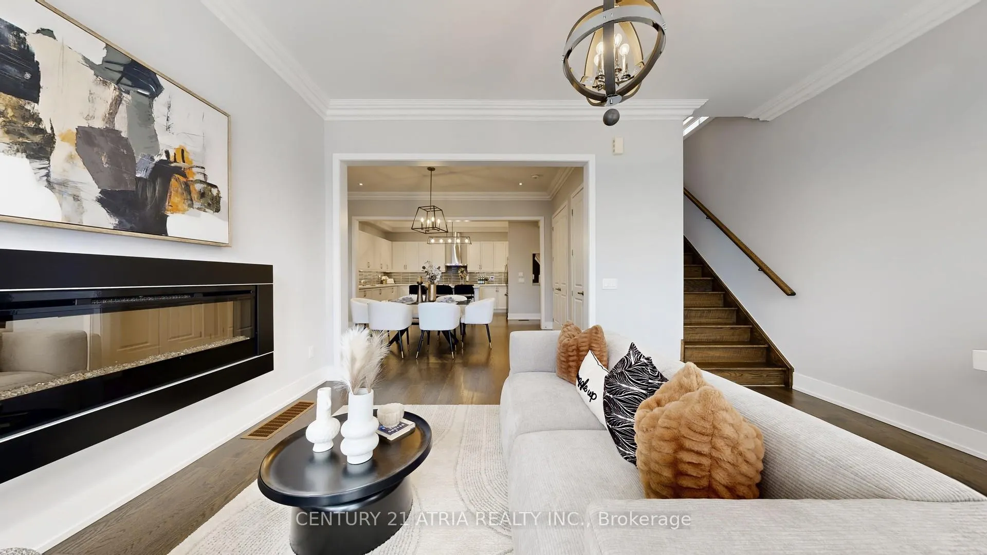 Photo 16 of 15 Thorncrest Drive, Vaughan, Patterson — HOMEH