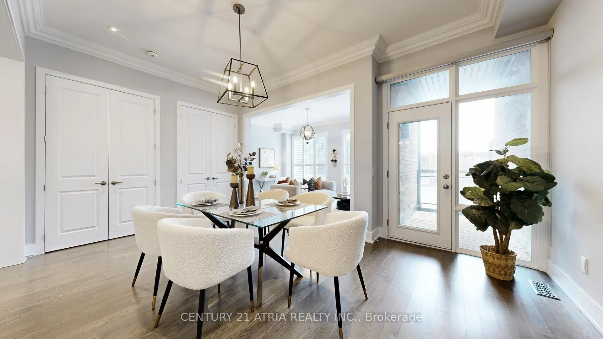 Photo 24 of 15 Thorncrest Drive, Vaughan, Patterson — HOMEH