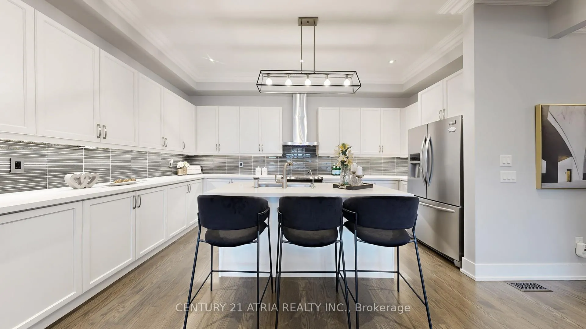 Photo 26 of 15 Thorncrest Drive, Vaughan, Patterson — HOMEH