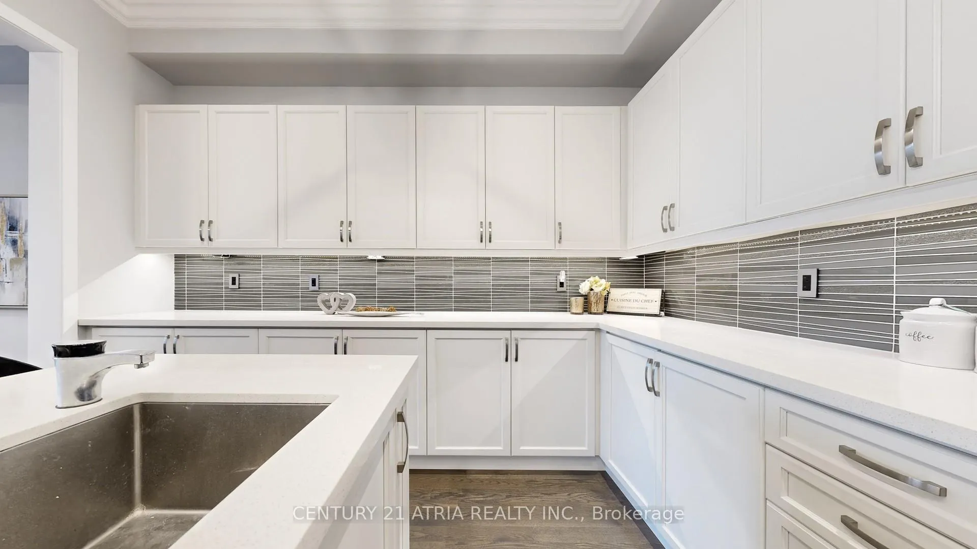 Photo 30 of 15 Thorncrest Drive, Vaughan, Patterson — HOMEH