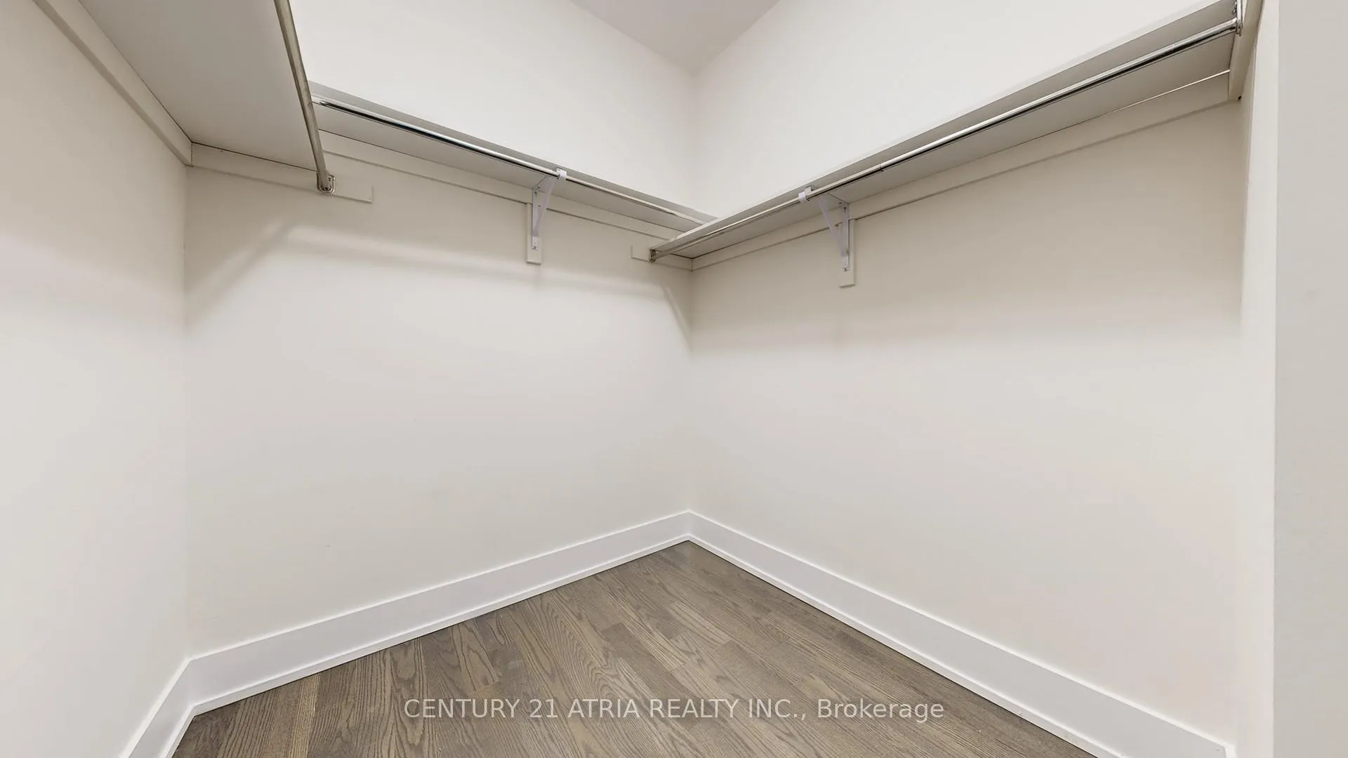 Photo 39 of 15 Thorncrest Drive, Vaughan, Patterson — HOMEH