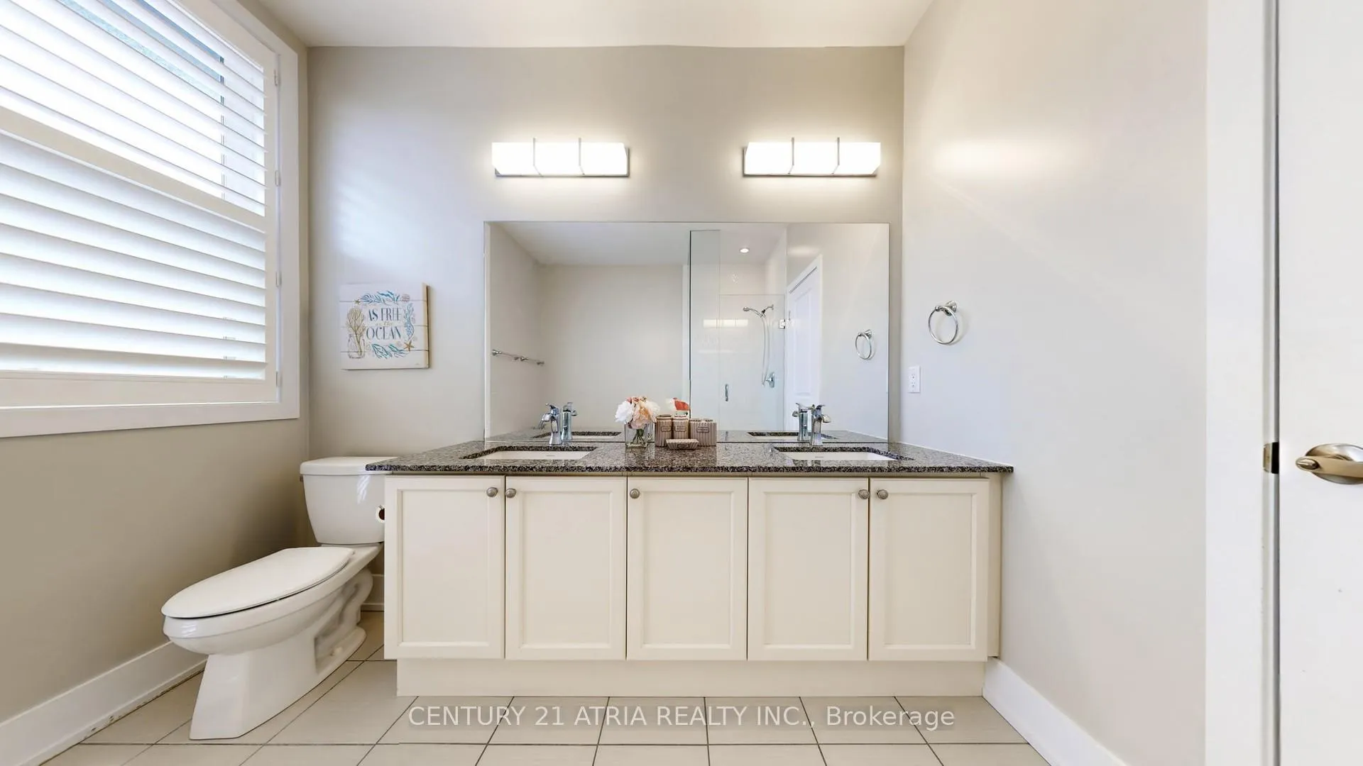 Photo 41 of 15 Thorncrest Drive, Vaughan, Patterson — HOMEH