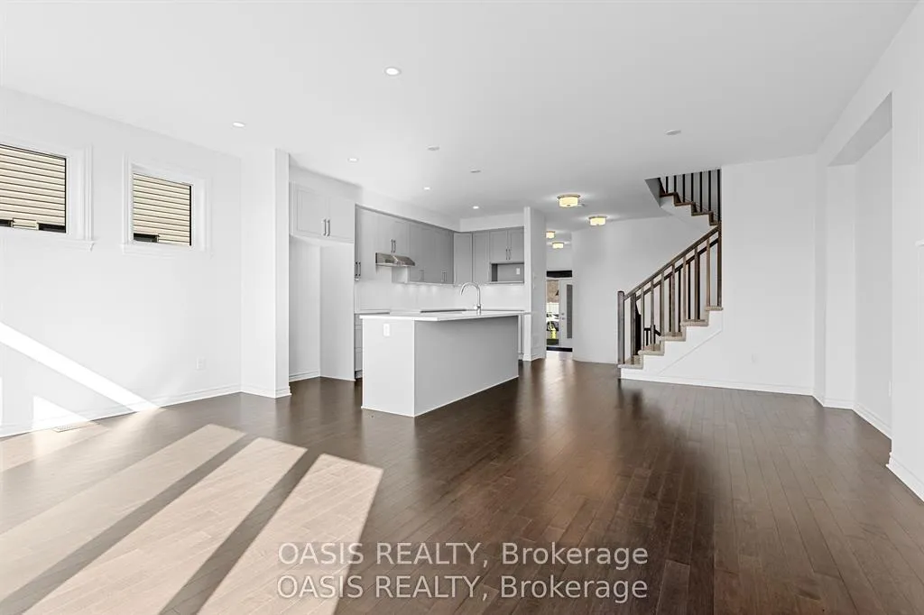 Photo 3 of 740 Pipit Lane, Ottawa, Barrhaven - Half Moon Bay — HOMEH