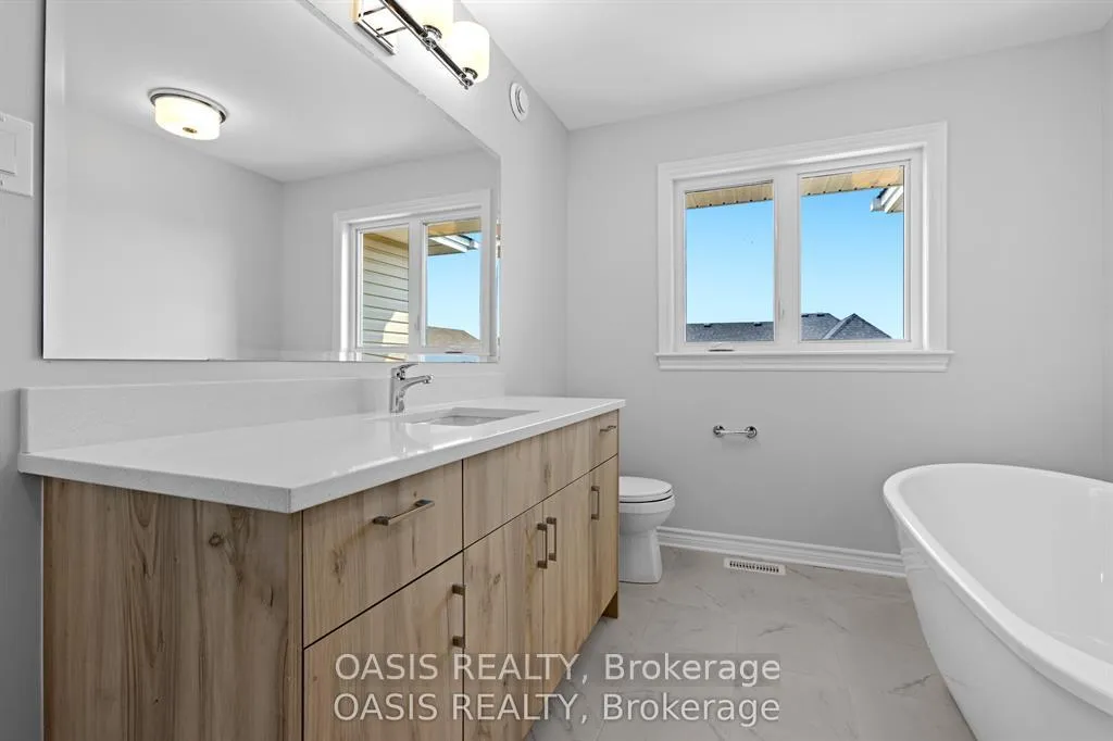 Photo 12 of 1860 Elevation Road, Ottawa, Barrhaven - Half Moon Bay — HOMEH