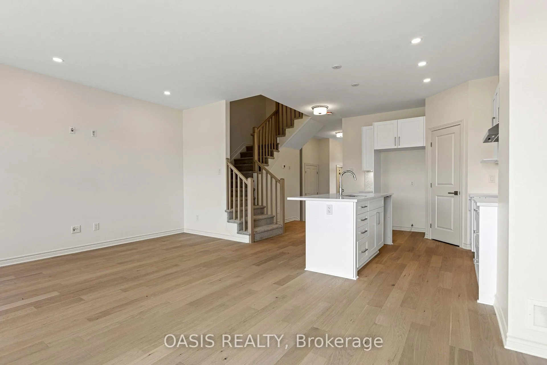 Photo 7 of 1055 Cope Drive, Ottawa, Stittsville (South) — HOMEH
