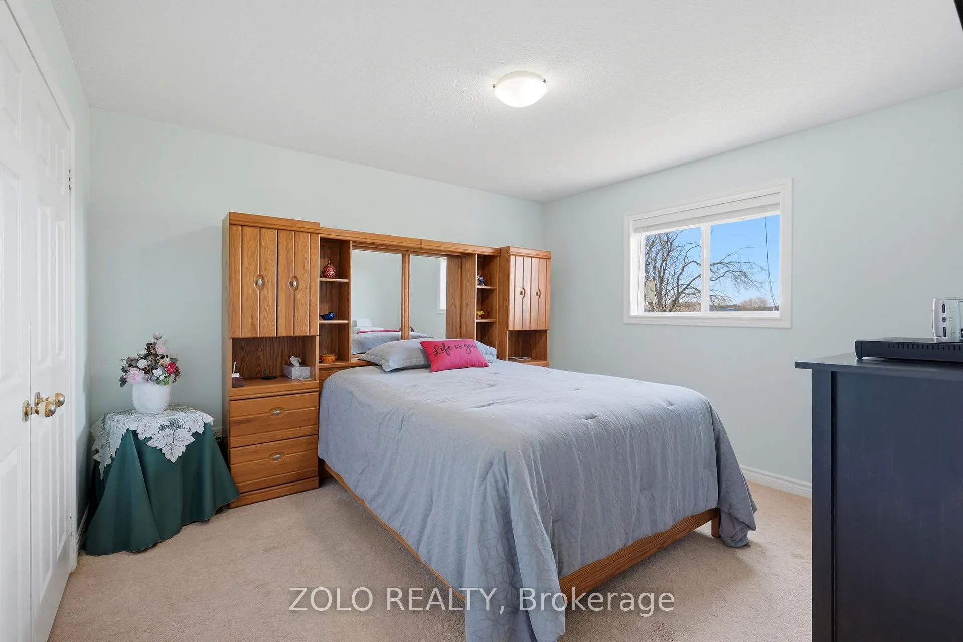 Photo 18 of 30 Sunset Beach Road, Georgina, Virginia — HOMEH
