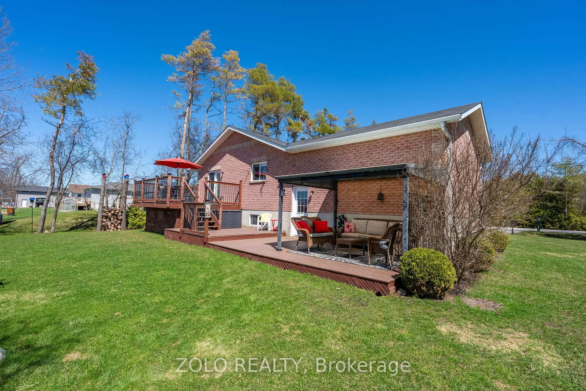 Photo 39 of 30 Sunset Beach Road, Georgina, Virginia — HOMEH