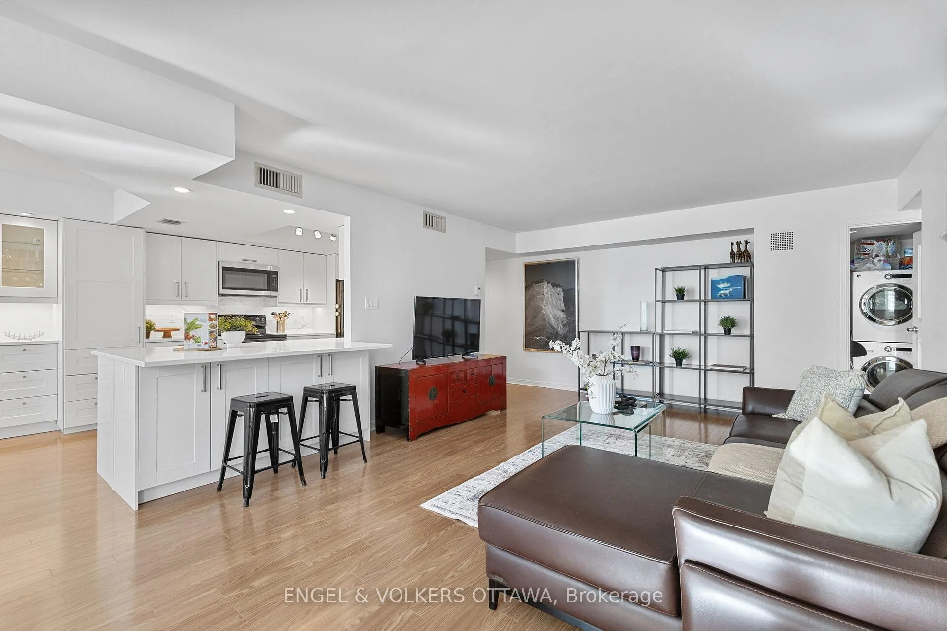 Photo 14 of Unit 206, 205 Somerset Street W, Ottawa, Ottawa Centre — HOMEH