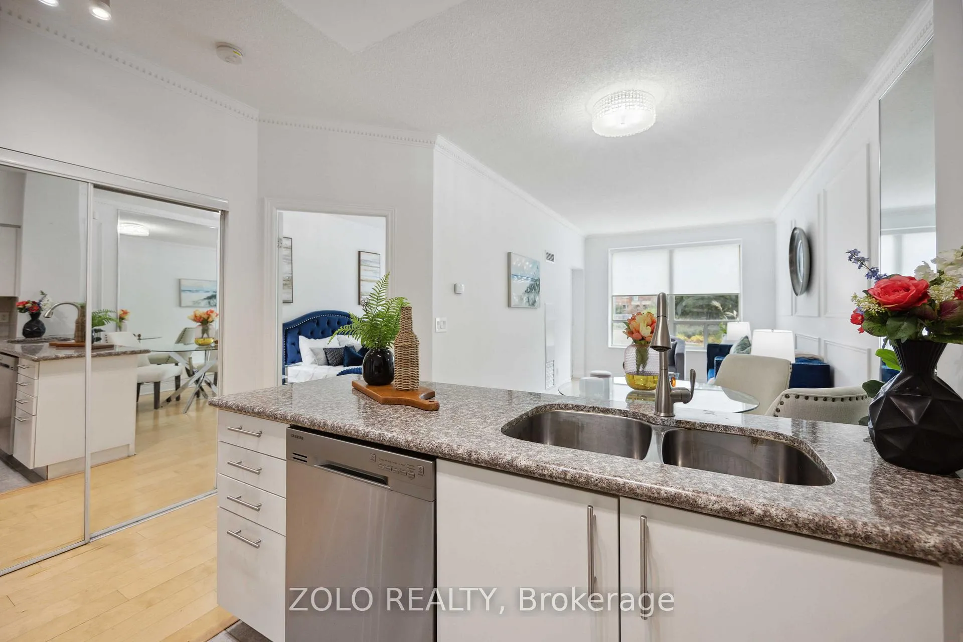 Photo 9 of Unit 105, 62 Suncrest Boulevard, Markham, Commerce Valley — HOMEH