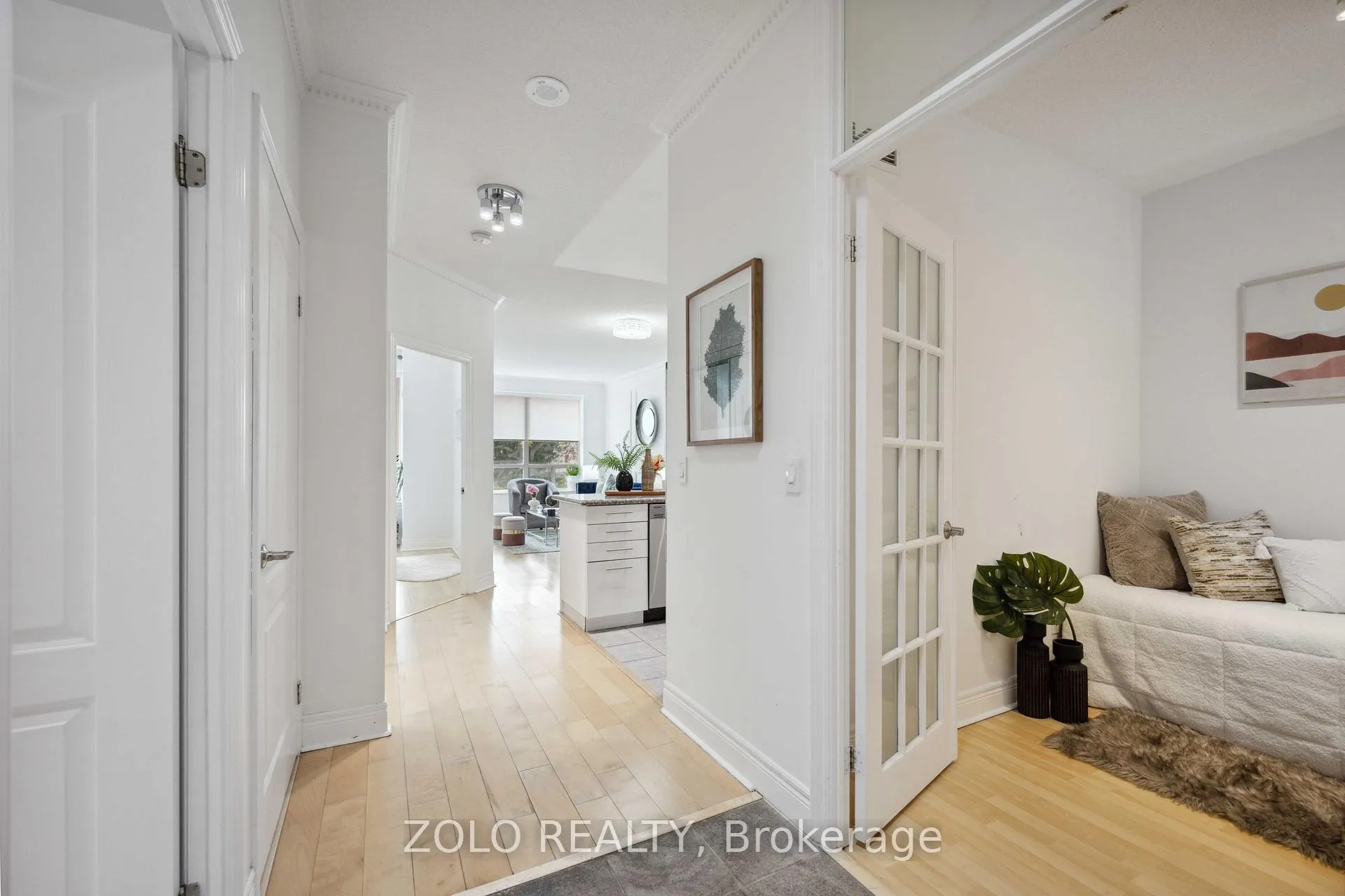Photo 10 of Unit 105, 62 Suncrest Boulevard, Markham, Commerce Valley — HOMEH