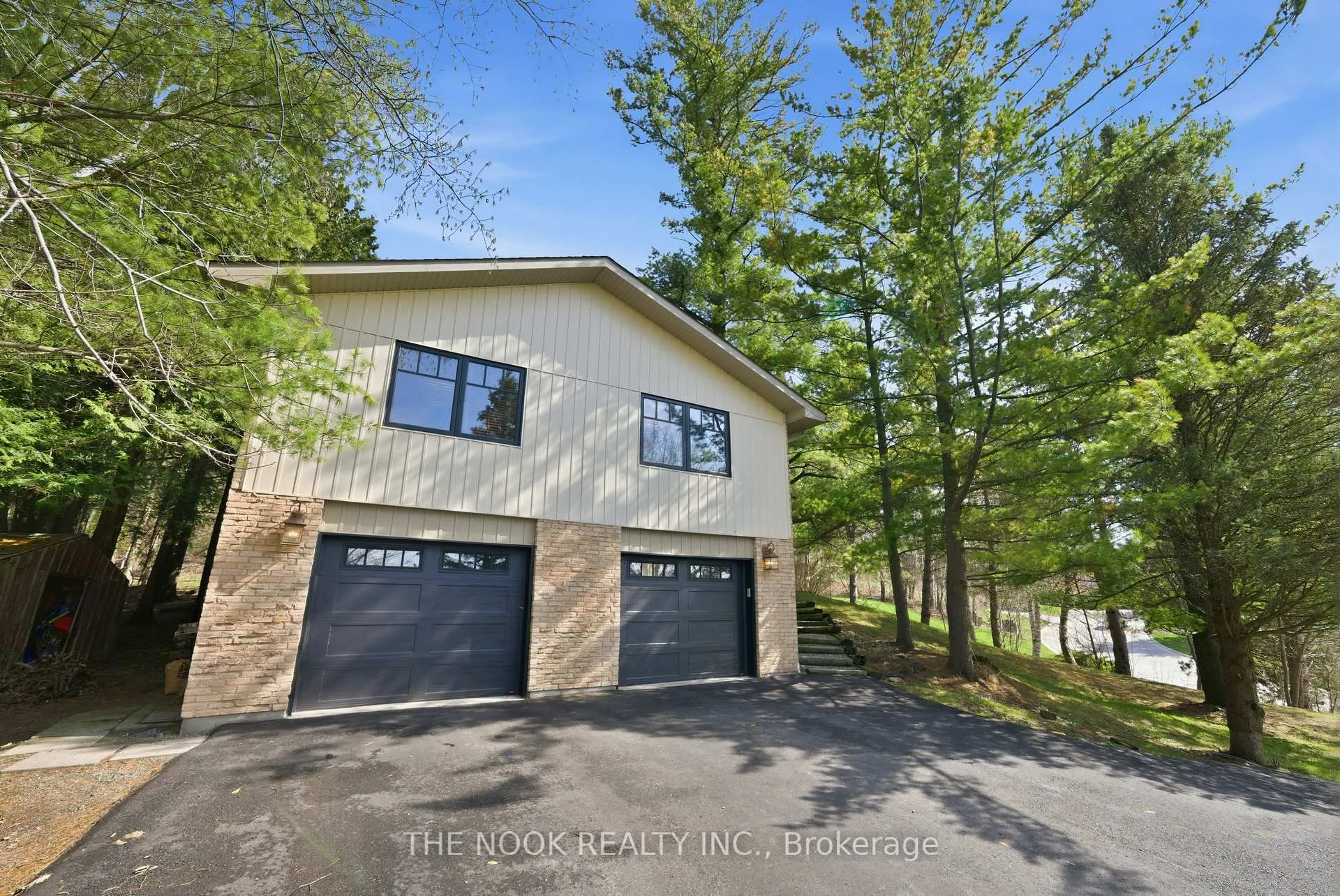 Photo 4 of 77 Cook Drive, King, Pottageville — HOMEH