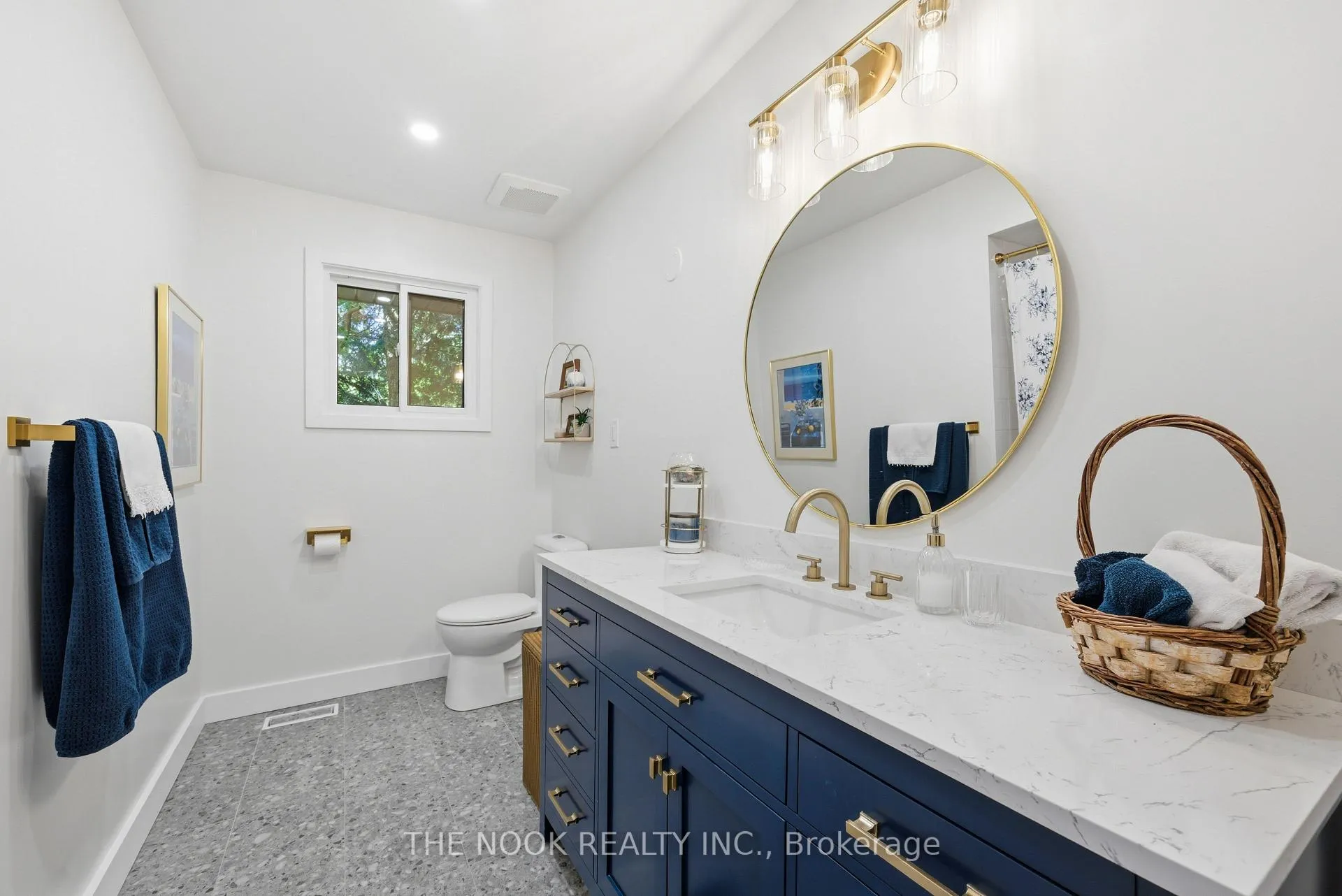 Photo 30 of 77 Cook Drive, King, Pottageville — HOMEH