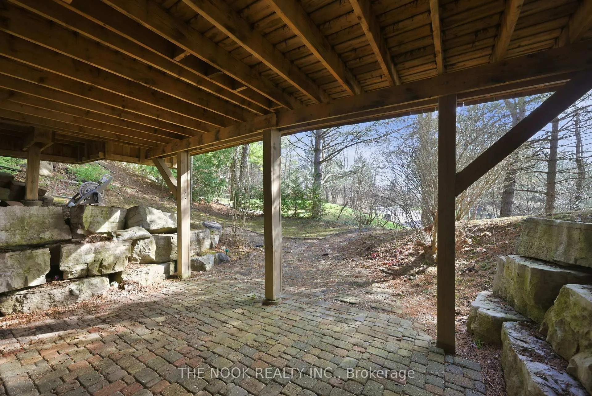 Photo 48 of 77 Cook Drive, King, Pottageville — HOMEH