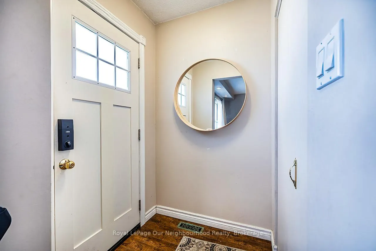 Photo 3 of 976 Southport Drive, Oshawa, Donevan — HOMEH