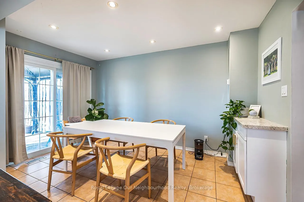 Photo 9 of 976 Southport Drive, Oshawa, Donevan — HOMEH