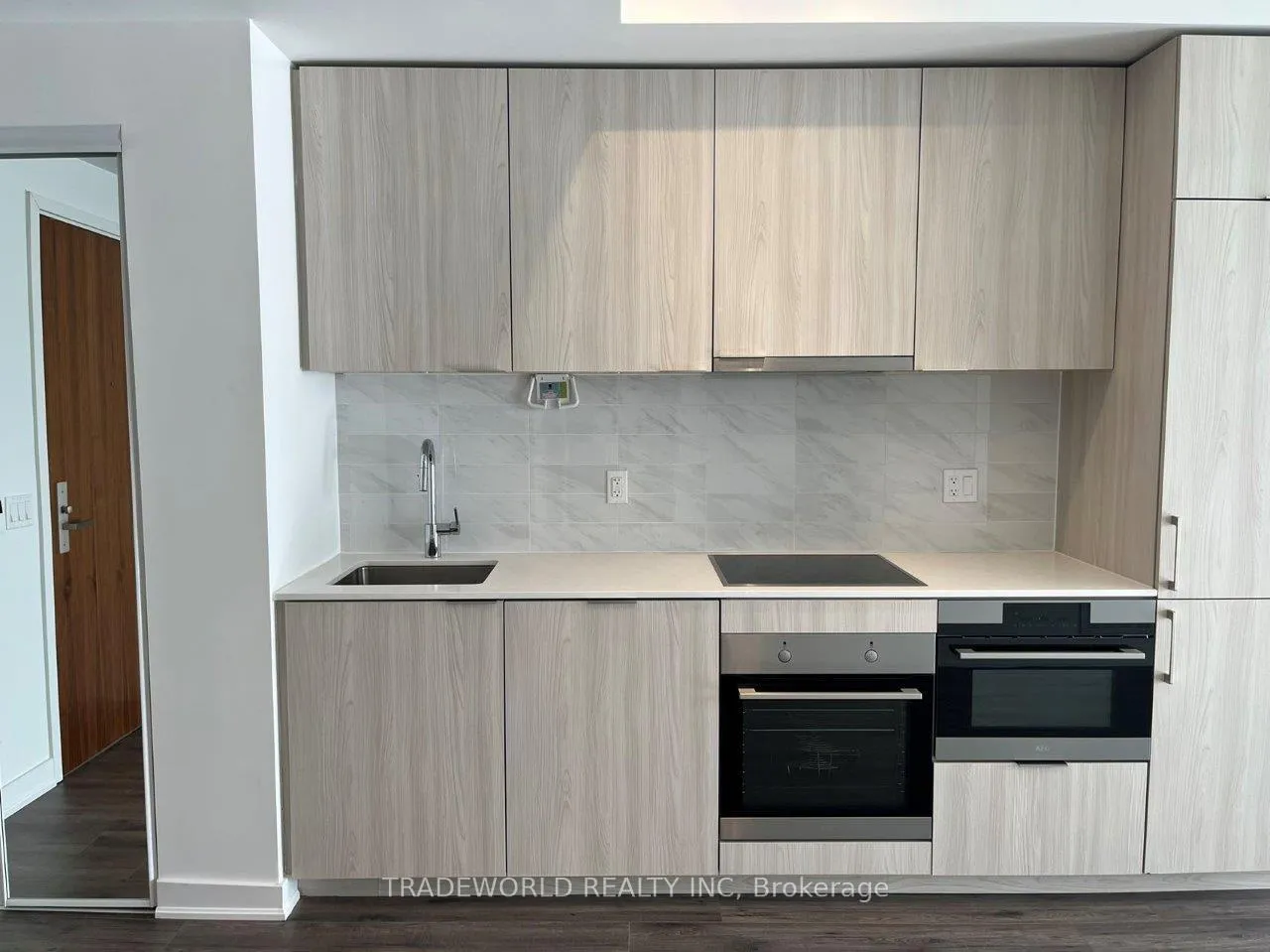 Photo 13 of Unit 2803, 15 Queens Quay E, Toronto, Waterfront Communities — HOMEH